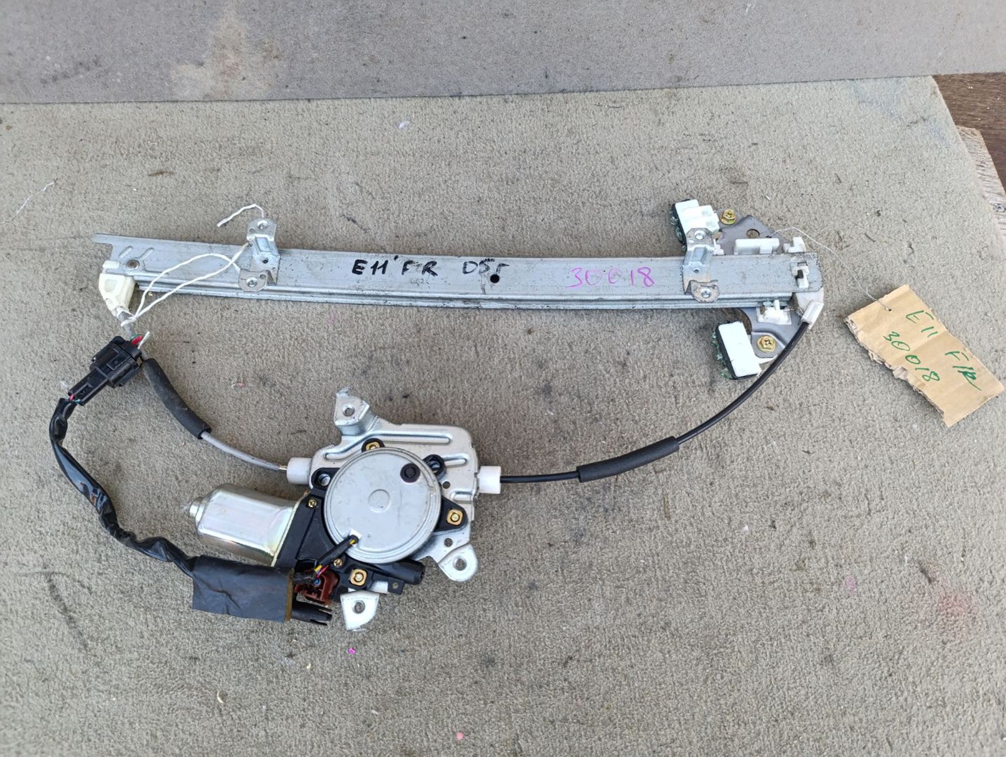 Стеклоподъемник передний правый Nissan Note E11, 2500 рублей, Ленина