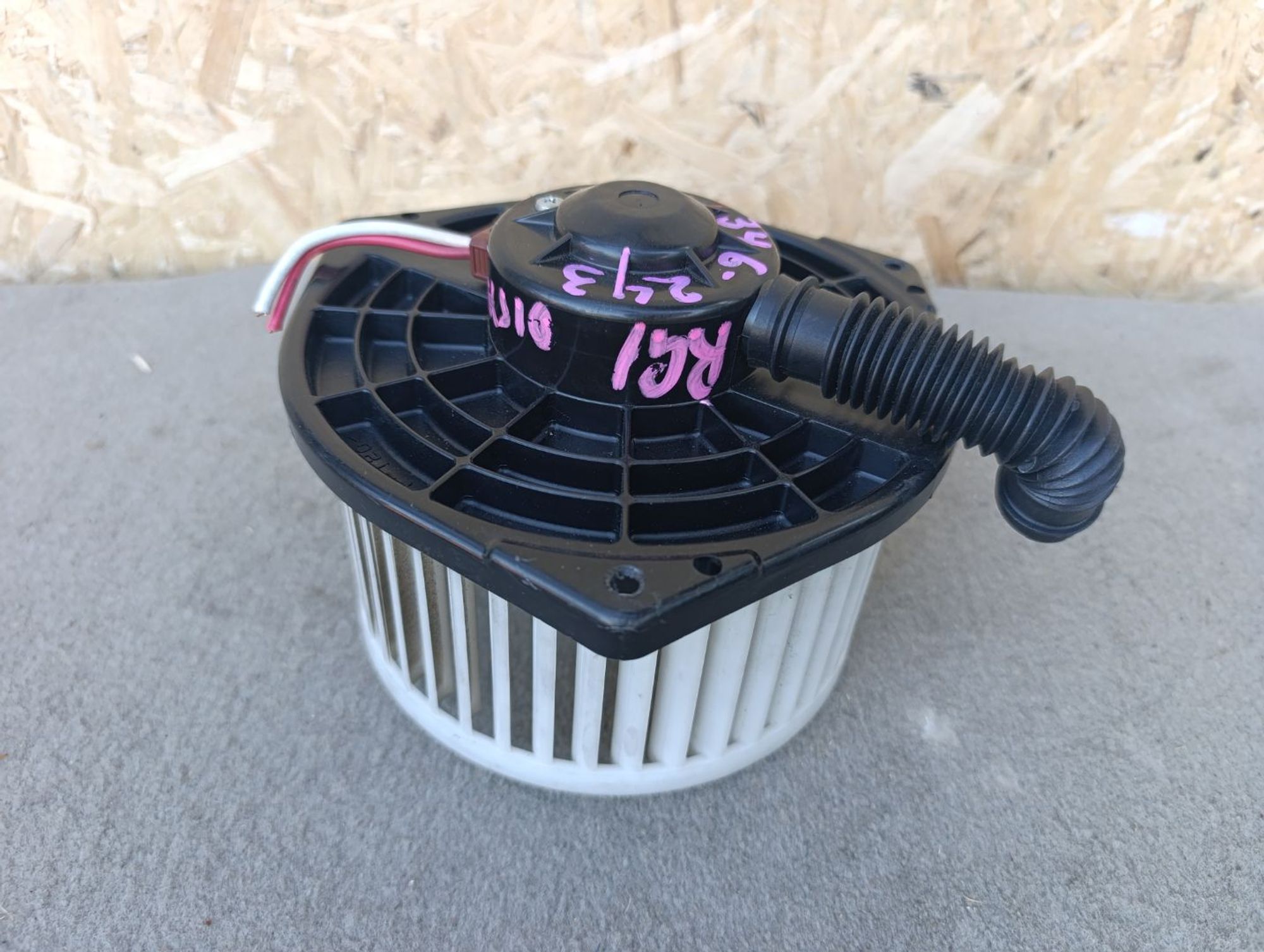 https://ycs.partsauto.market/partsauto-images/thmbs/userImages/d9b05010c61782443e0b3e264cf05921/part/598e30bb-9ca7-4fbc-af0f-b03288d8fa77_1785422361472.jpg