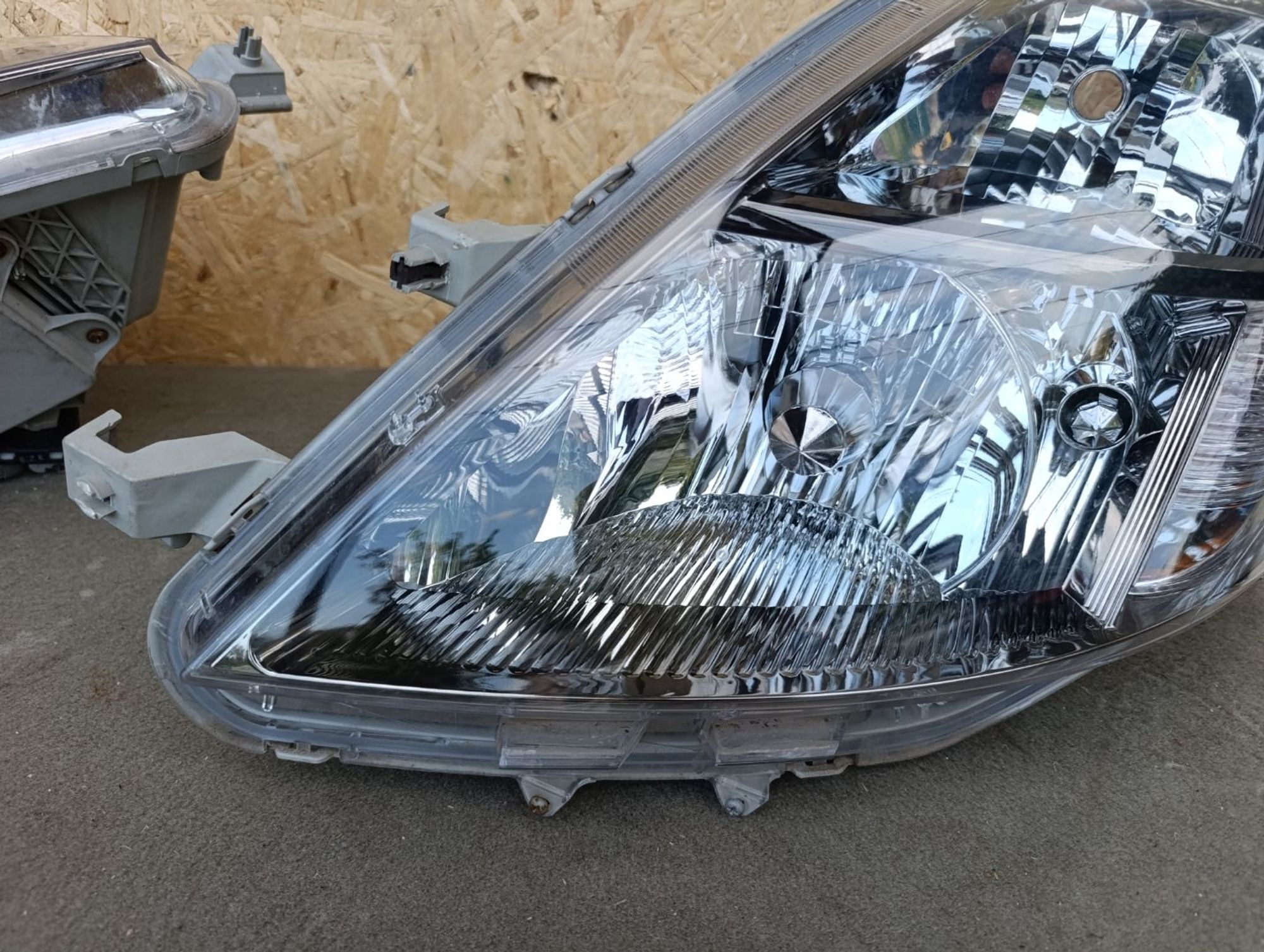 https://ycs.partsauto.market/partsauto-images/thmbs/userImages/d9b05010c61782443e0b3e264cf05921/part/5a0c8588-3248-4ebb-a966-d5c43c85a8bd_1784992465536.jpg
