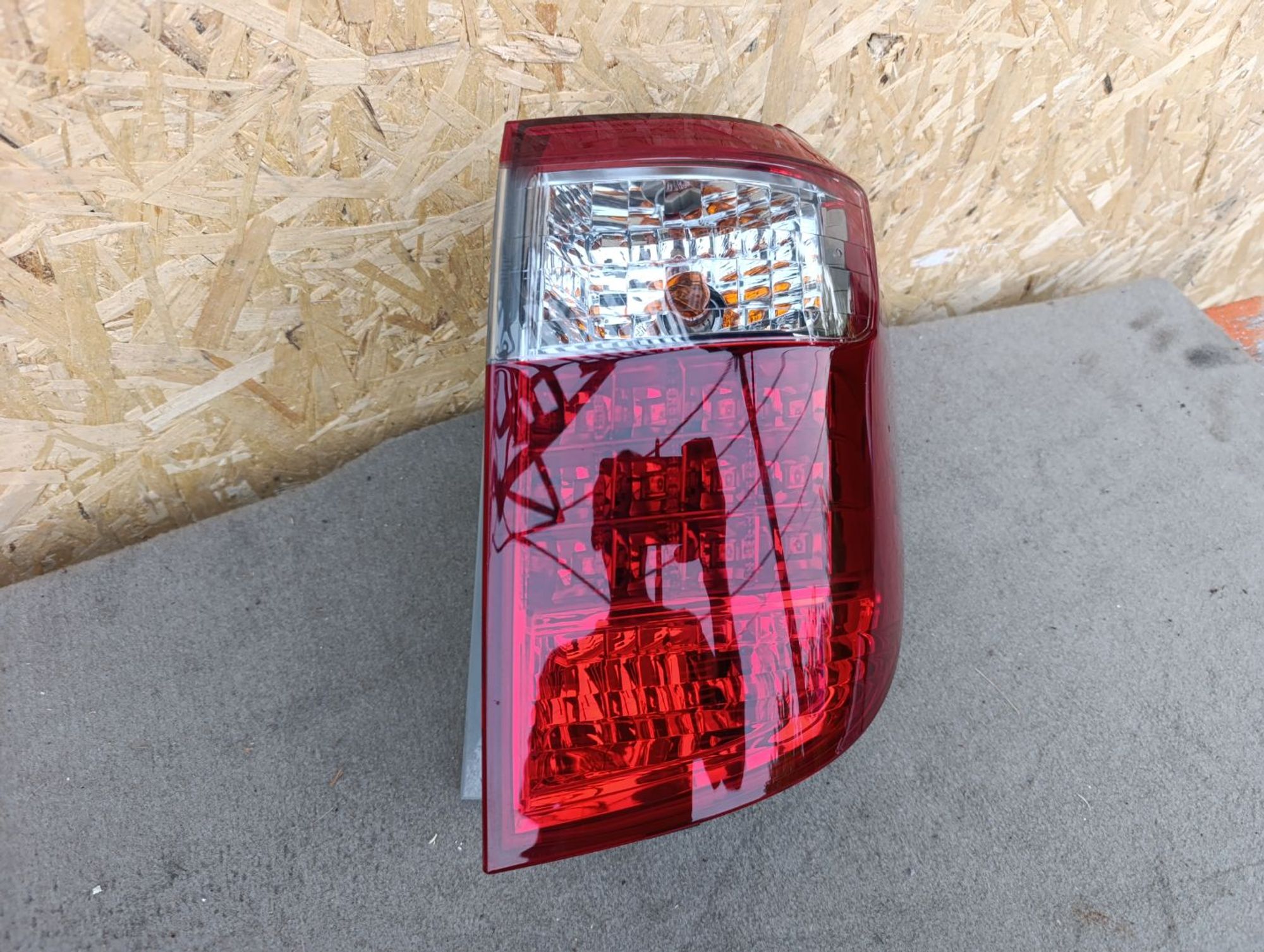 https://ycs.partsauto.market/partsauto-images/thmbs/userImages/d9b05010c61782443e0b3e264cf05921/part/5a151c47-592c-4758-a270-75c64e4ffaf1_1784734013595.jpg