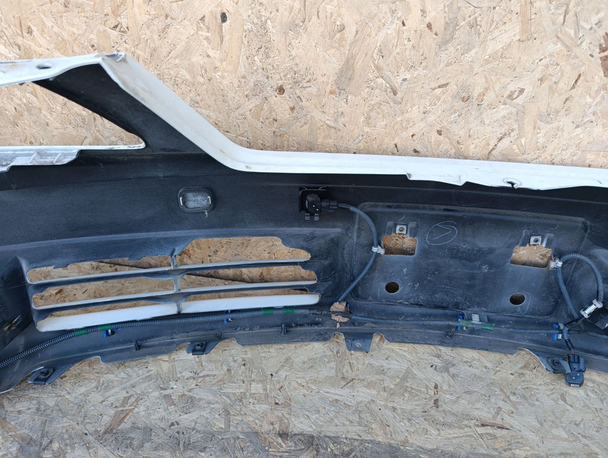 https://ycs.partsauto.market/partsauto-images/thmbs/userImages/d9b05010c61782443e0b3e264cf05921/part/5bef7308-5ae4-4b4b-a80a-5553ea2dad8f_1783090562712.jpg