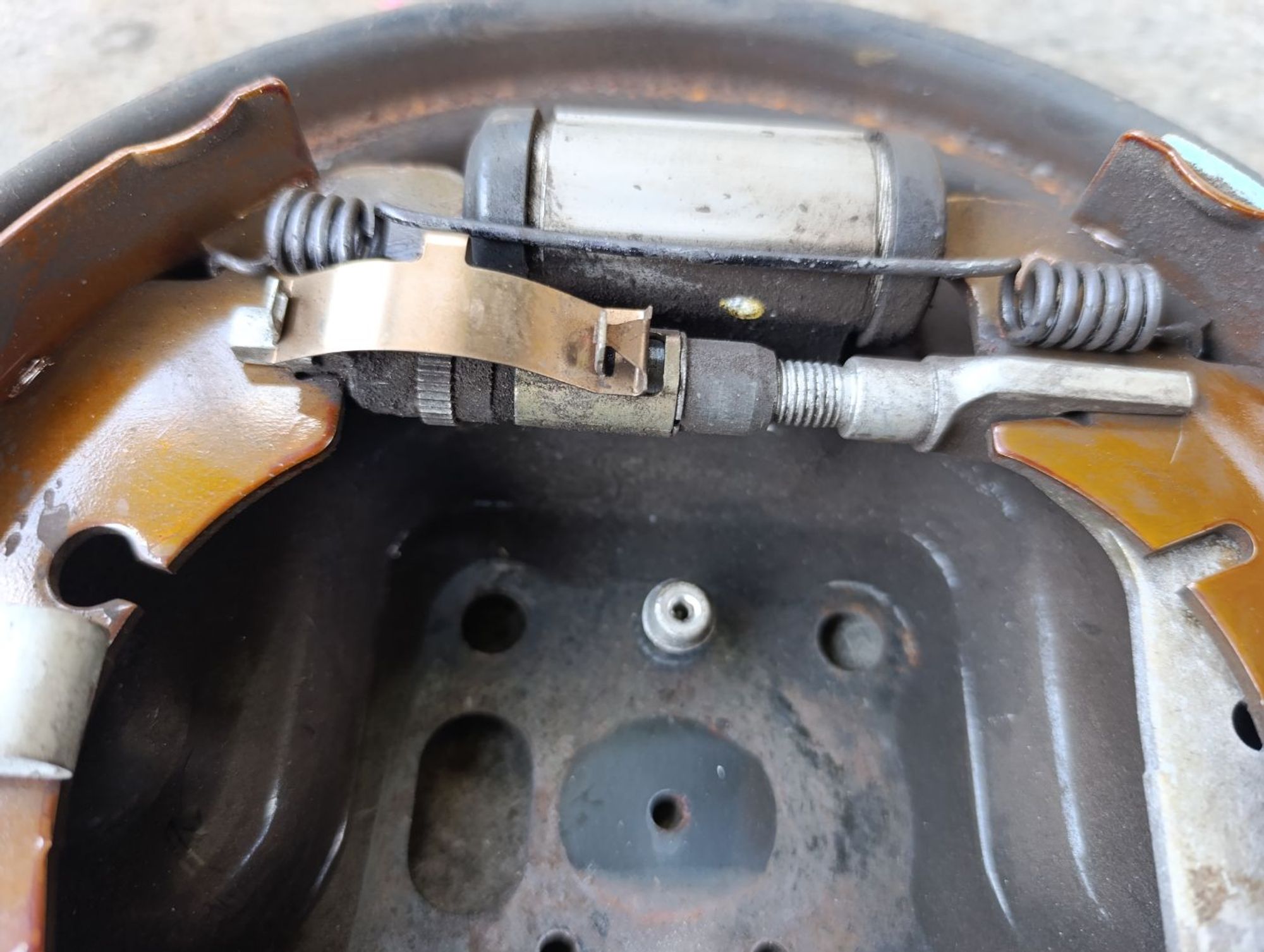 https://ycs.partsauto.market/partsauto-images/thmbs/userImages/d9b05010c61782443e0b3e264cf05921/part/5c2ab14a-6583-4b5c-b5c8-1ec017c6a83e_1784453847751.jpg