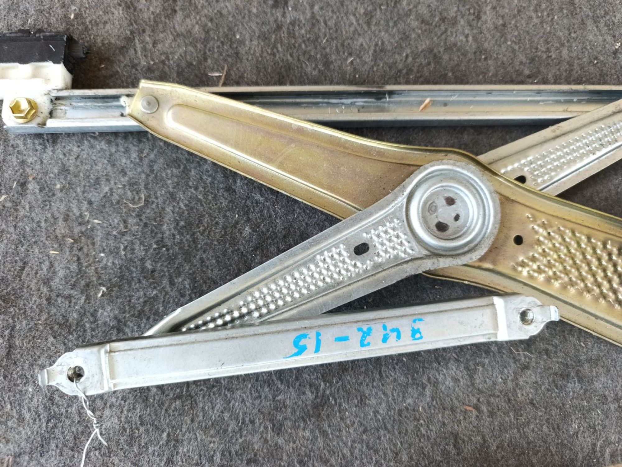 https://ycs.partsauto.market/partsauto-images/thmbs/userImages/d9b05010c61782443e0b3e264cf05921/part/5cec8fa9-dd21-426c-9828-0b8db6f34975_1782291139131.jpg