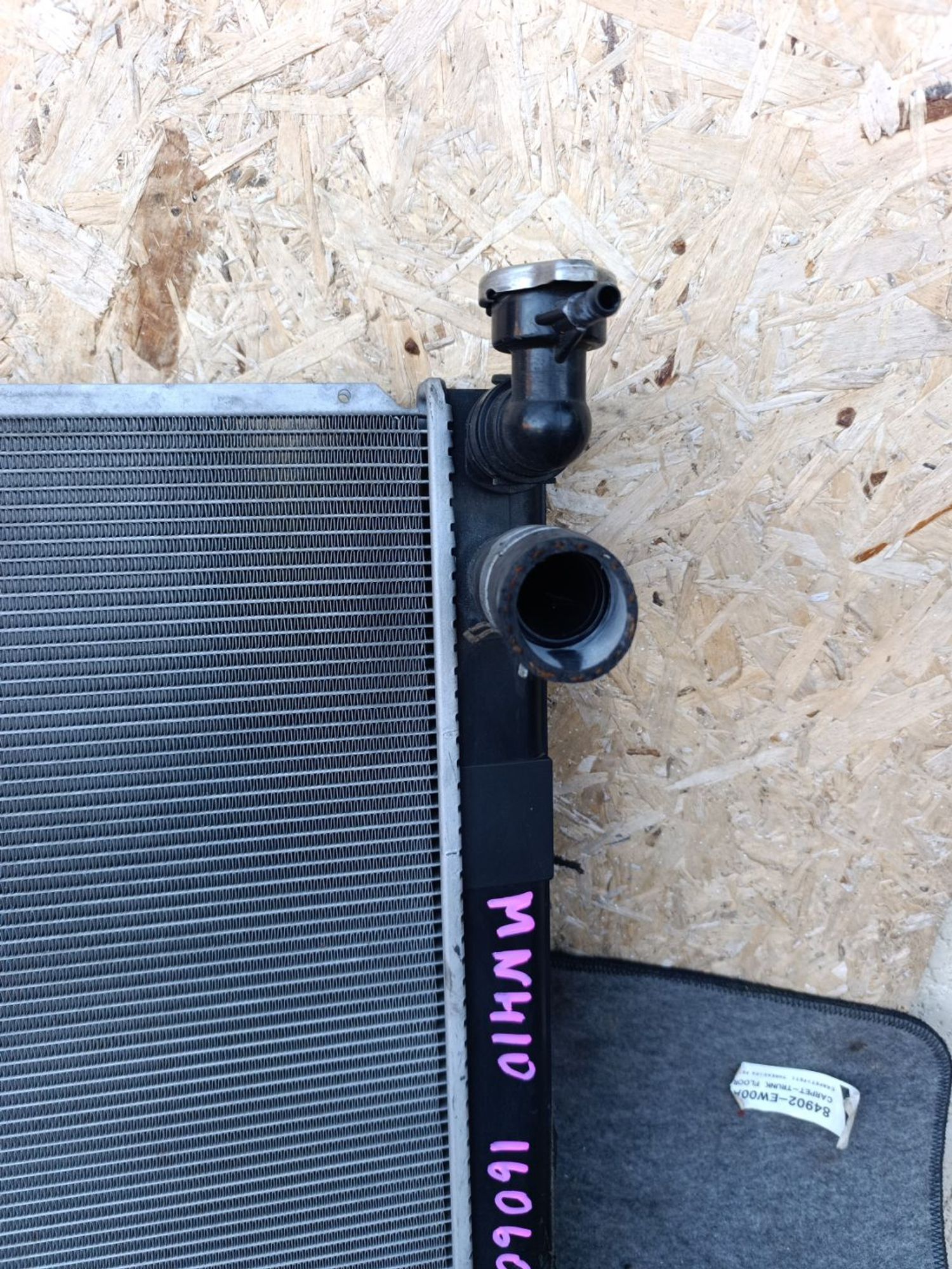 https://ycs.partsauto.market/partsauto-images/thmbs/userImages/d9b05010c61782443e0b3e264cf05921/part/5d33deba-adb4-4950-9f57-f3f09e70e5a7_1781623512161.jpg