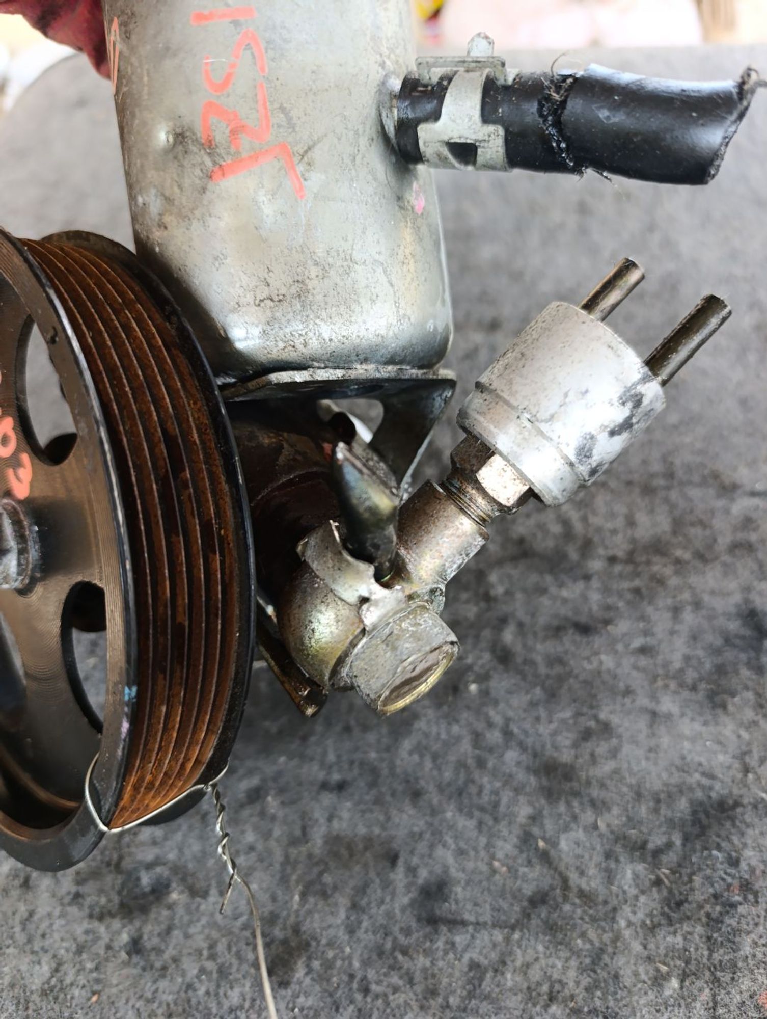 https://ycs.partsauto.market/partsauto-images/thmbs/userImages/d9b05010c61782443e0b3e264cf05921/part/5da45188-4fd4-4a40-883f-0b5dc6d979c0_1783513282893.jpg