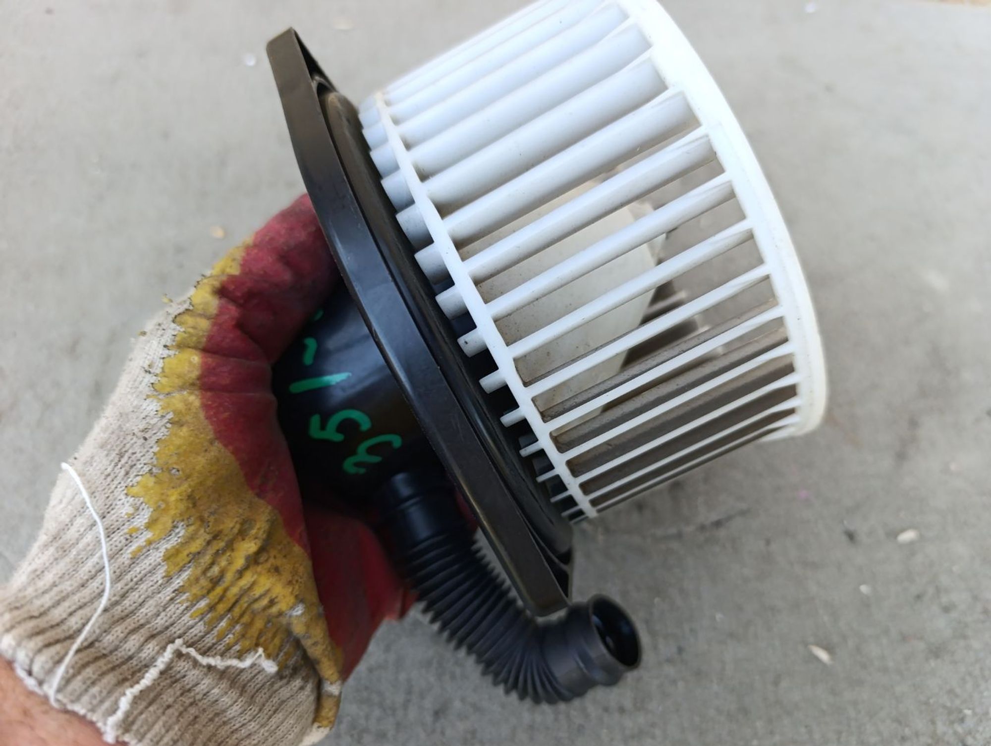 https://ycs.partsauto.market/partsauto-images/thmbs/userImages/d9b05010c61782443e0b3e264cf05921/part/5e8125c9-a70e-4300-83ed-cf8e253f9197_1785585710531.jpg