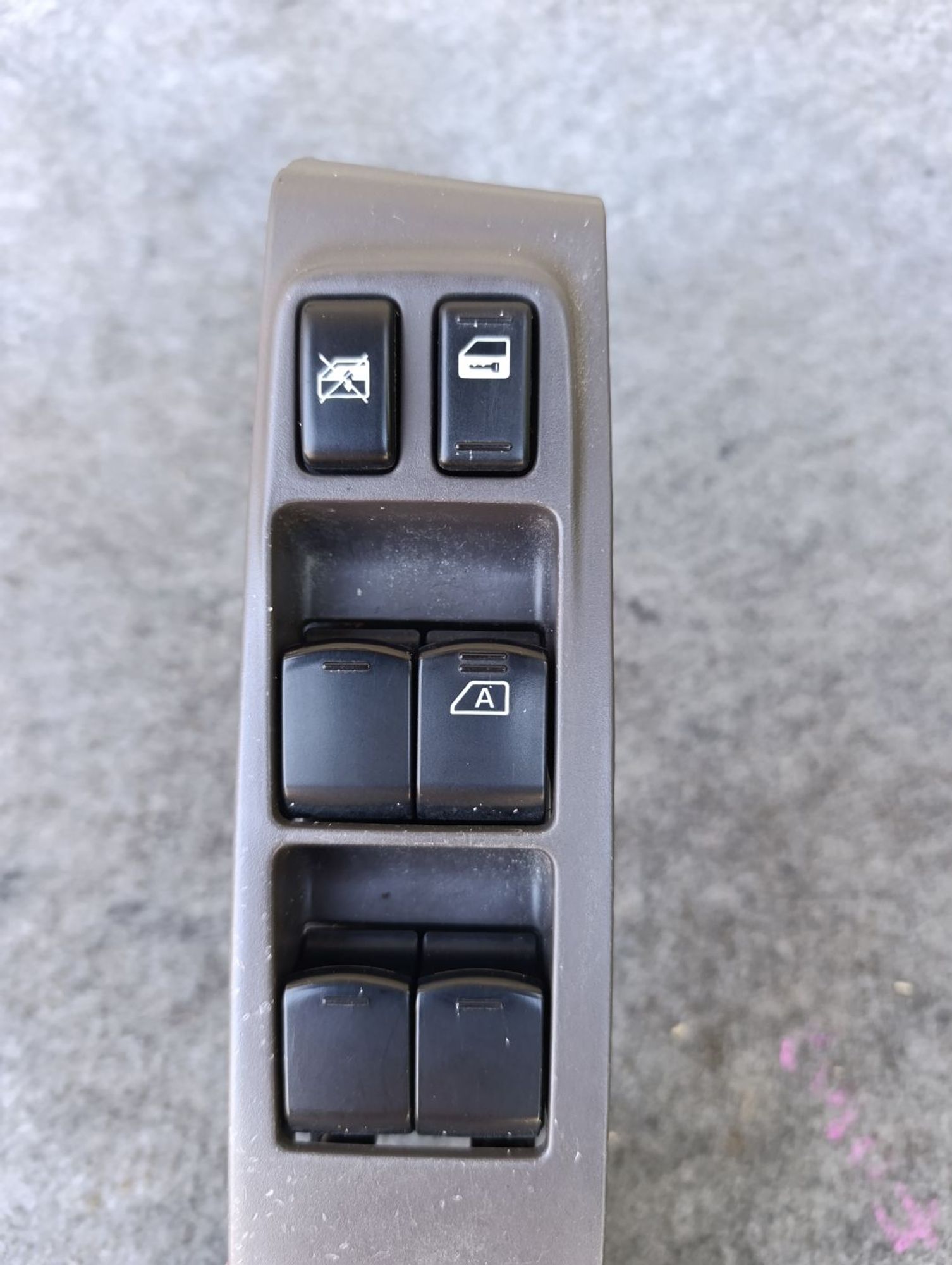 https://ycs.partsauto.market/partsauto-images/thmbs/userImages/d9b05010c61782443e0b3e264cf05921/part/5ed7fa1e-1b98-4d54-9090-ba51385ae821_1783337439900.jpg