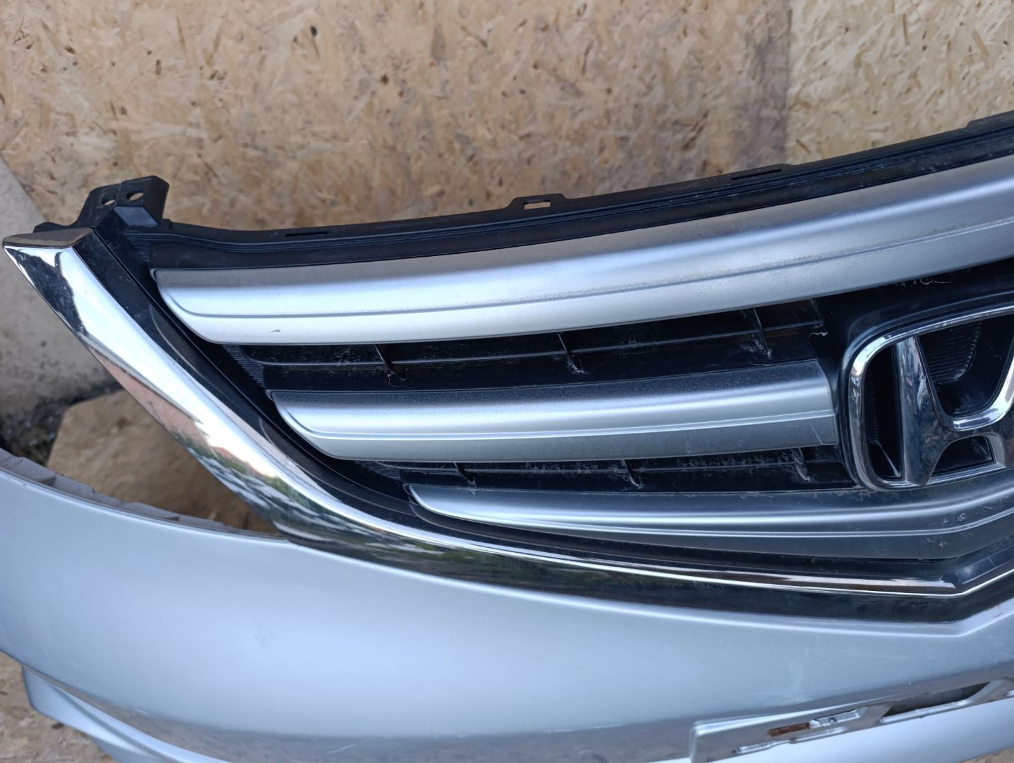 https://ycs.partsauto.market/partsauto-images/thmbs/userImages/d9b05010c61782443e0b3e264cf05921/part/614b8a01-4ac4-4161-9810-320c9ea8ed04_1782492948388.jpg