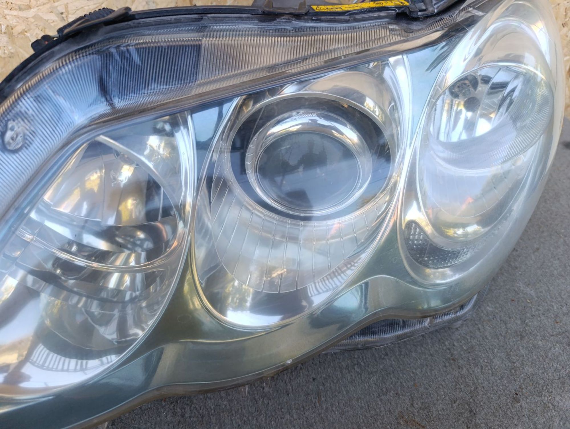 https://ycs.partsauto.market/partsauto-images/thmbs/userImages/d9b05010c61782443e0b3e264cf05921/part/628675aa-293b-4a0d-b689-19434a16ebb4_1785336258352.jpg