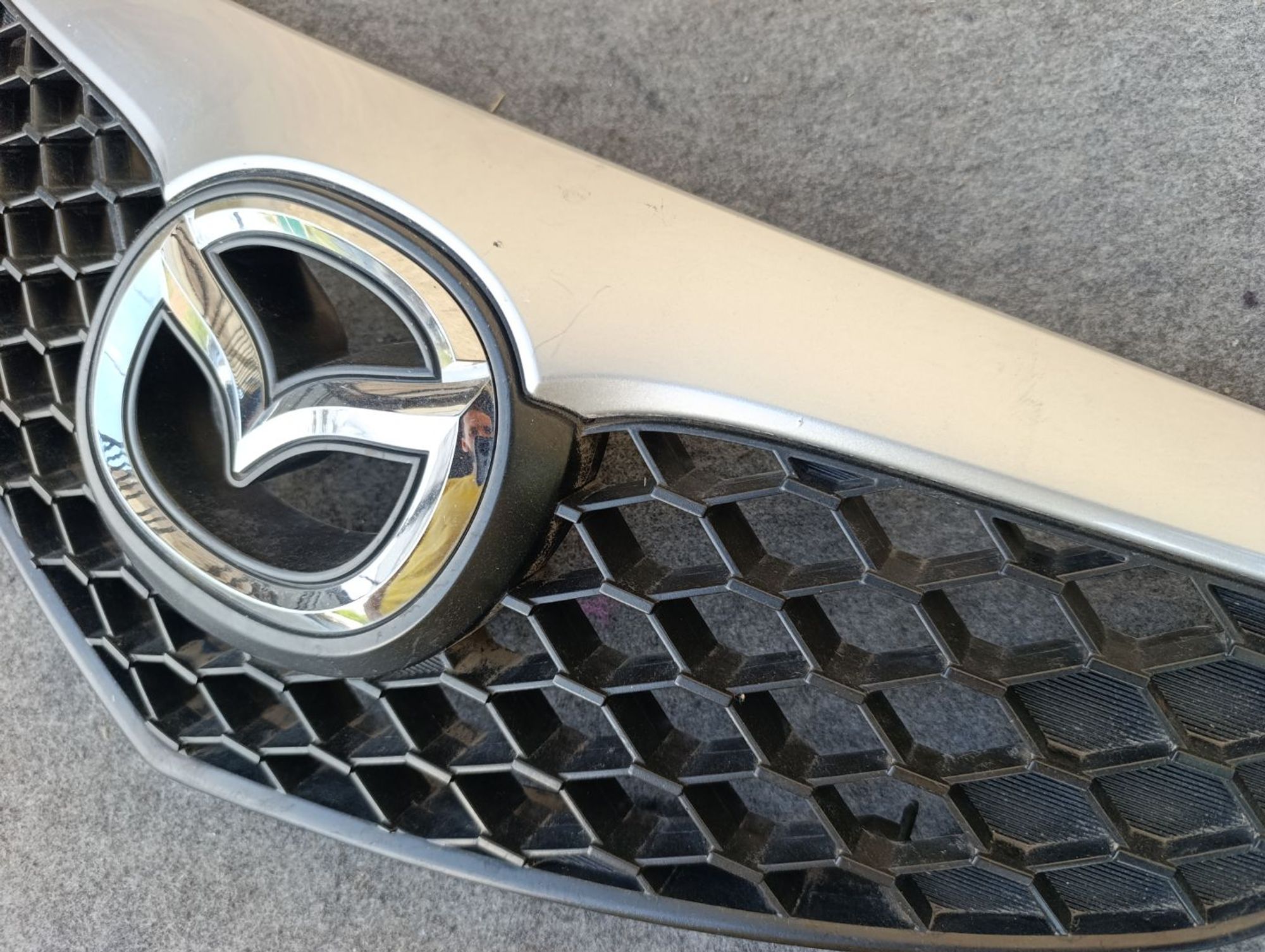 https://ycs.partsauto.market/partsauto-images/thmbs/userImages/d9b05010c61782443e0b3e264cf05921/part/6384c2f9-0f8a-4ba5-b125-325487a720fd_1783516827538.jpg