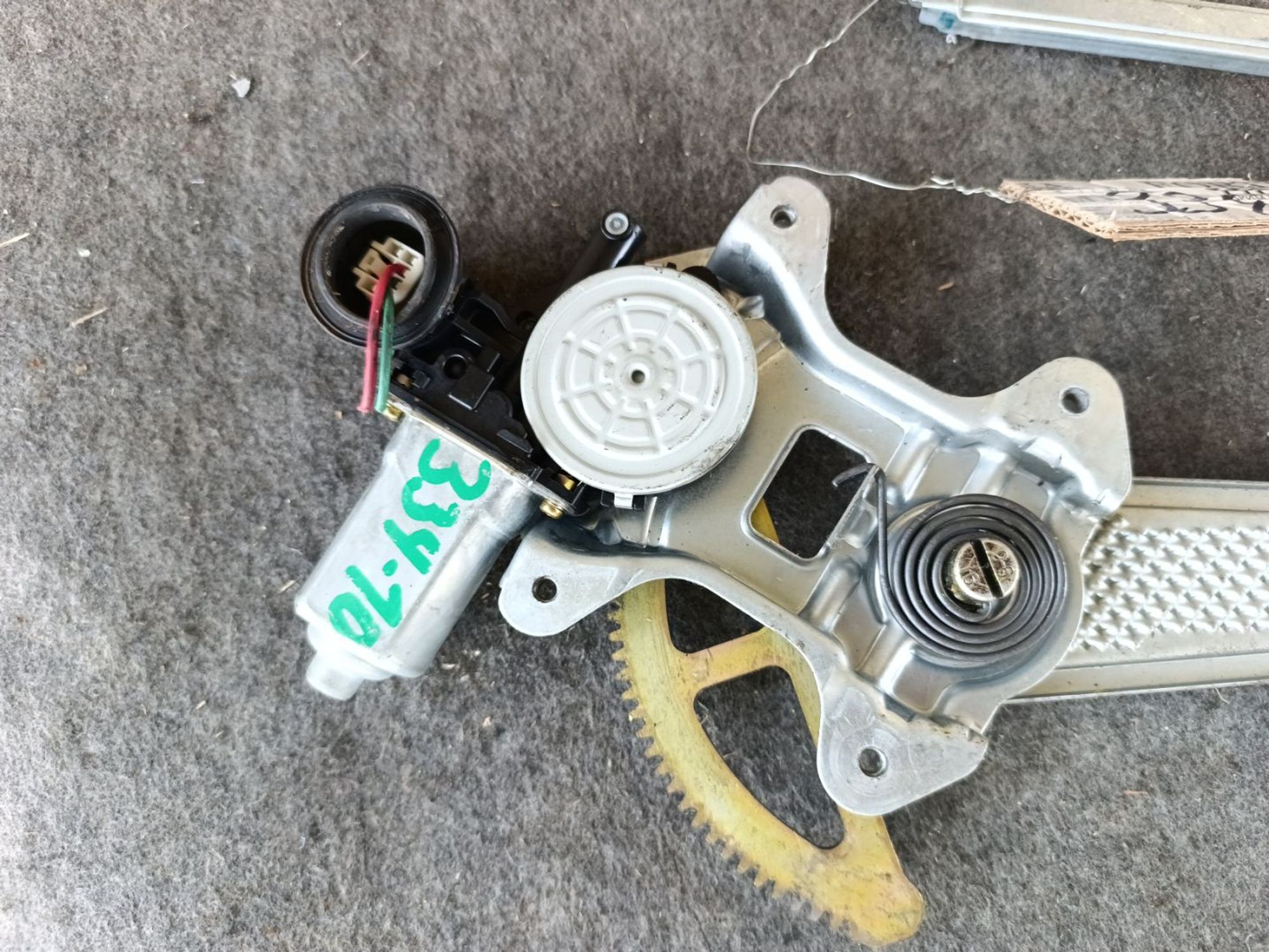 Стеклоподъемник передний левый Toyota Vitz scp10, 1600 рублей, Ленина