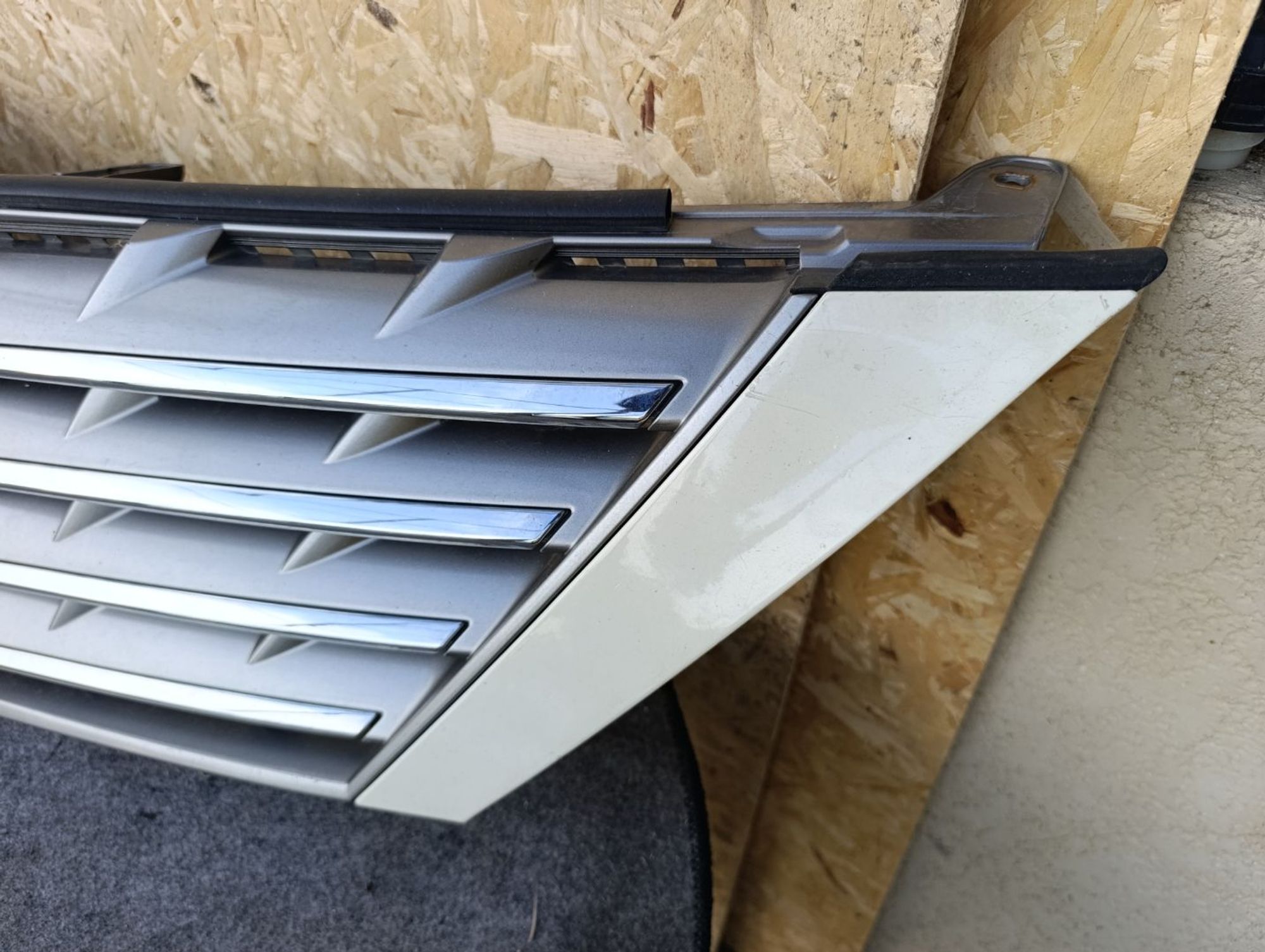 https://ycs.partsauto.market/partsauto-images/thmbs/userImages/d9b05010c61782443e0b3e264cf05921/part/6427fd35-e940-4602-aa19-b56449c2f780_1783521440970.jpg