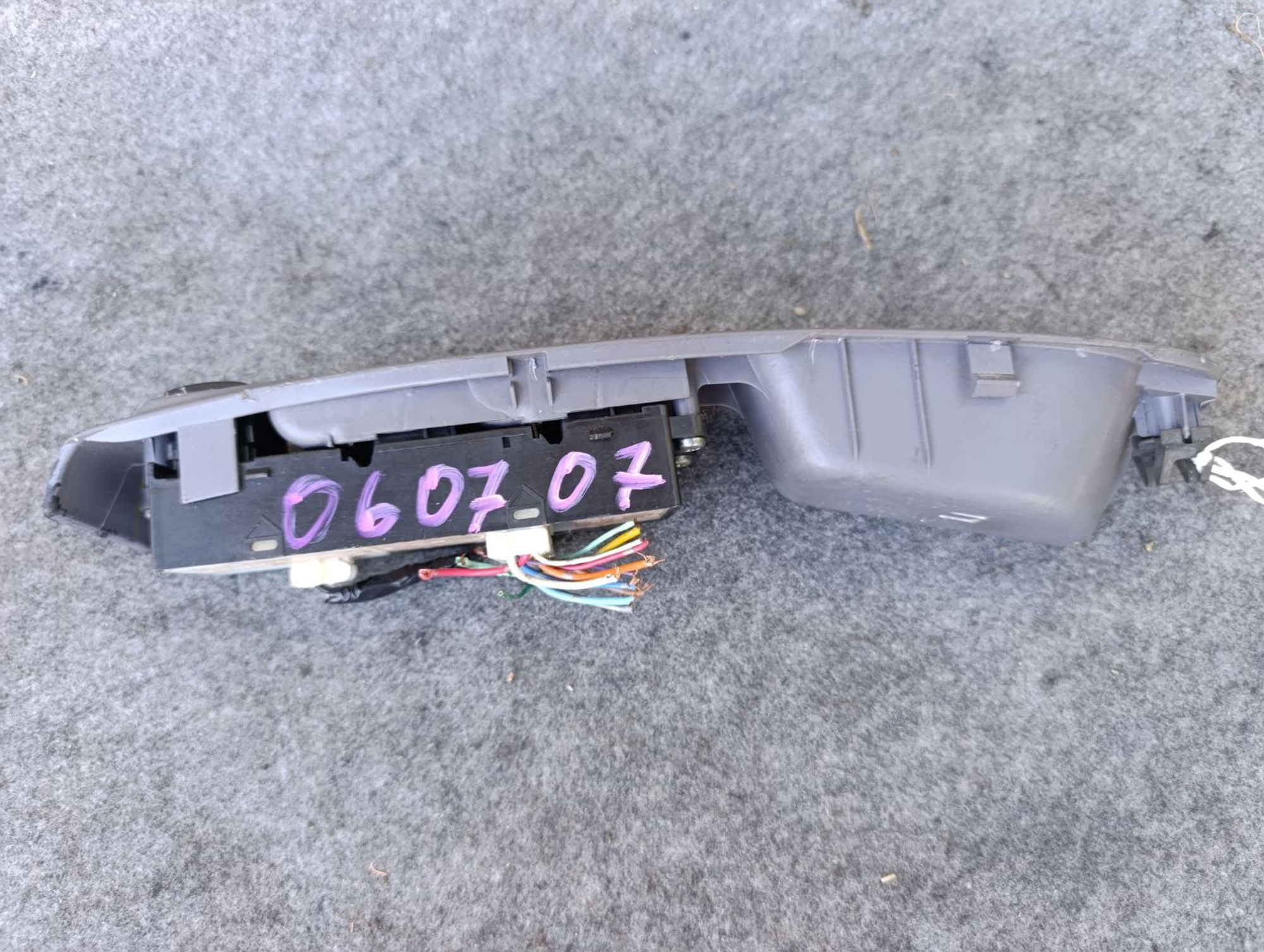 https://ycs.partsauto.market/partsauto-images/thmbs/userImages/d9b05010c61782443e0b3e264cf05921/part/64c42cef-3da2-4365-aa61-b06245d280bb_1783337716580.jpg