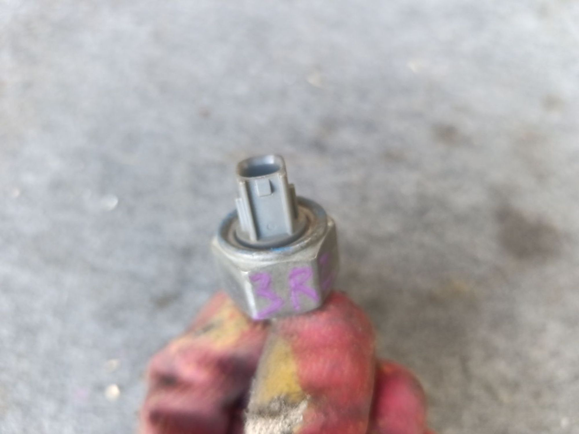 https://ycs.partsauto.market/partsauto-images/thmbs/userImages/d9b05010c61782443e0b3e264cf05921/part/68098c79-9100-4c1a-8482-f8f8bffa5e1d_1779289713752.jpg