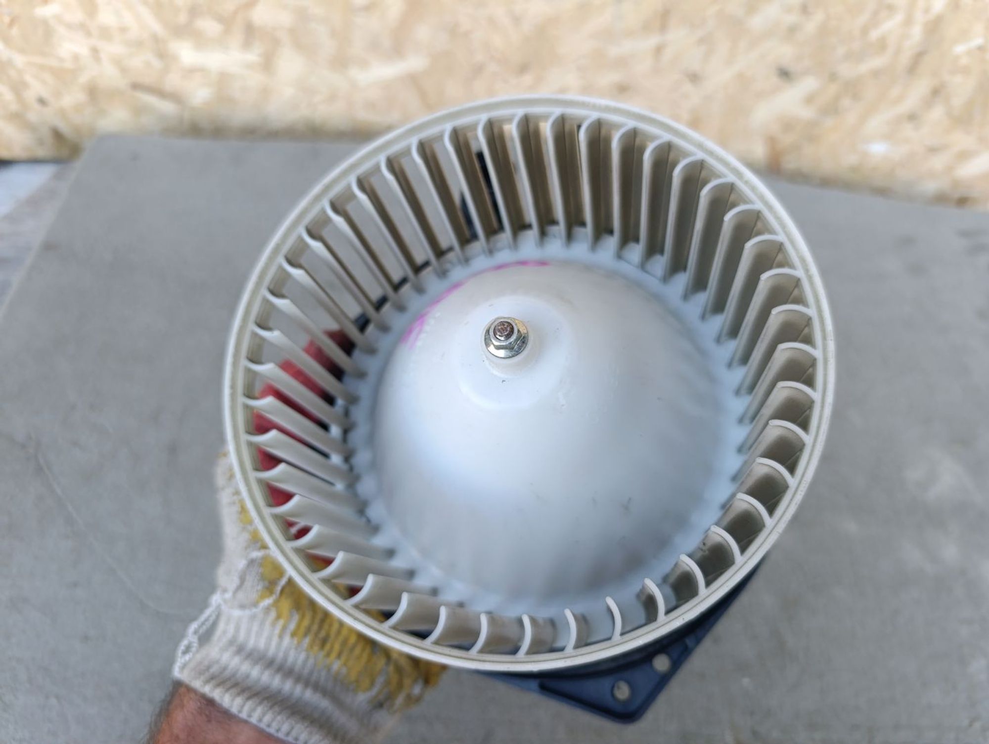 https://ycs.partsauto.market/partsauto-images/thmbs/userImages/d9b05010c61782443e0b3e264cf05921/part/68d9288c-9094-4b0c-a0be-6cf290b8720e_1785423728233.jpg