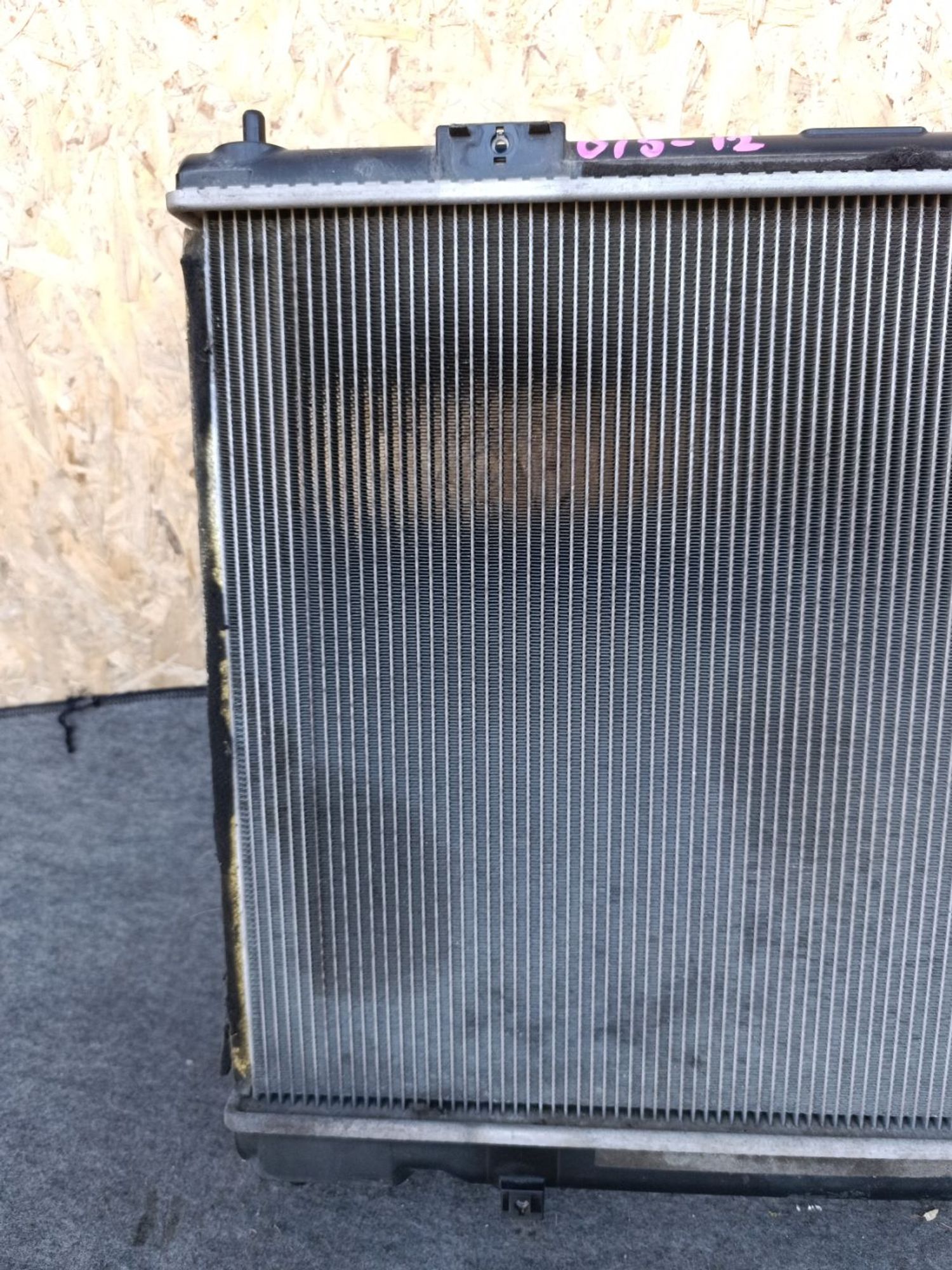 https://ycs.partsauto.market/partsauto-images/thmbs/userImages/d9b05010c61782443e0b3e264cf05921/part/68f5d6d0-3782-438c-813f-e11c0b2404c8_1781620932387.jpg