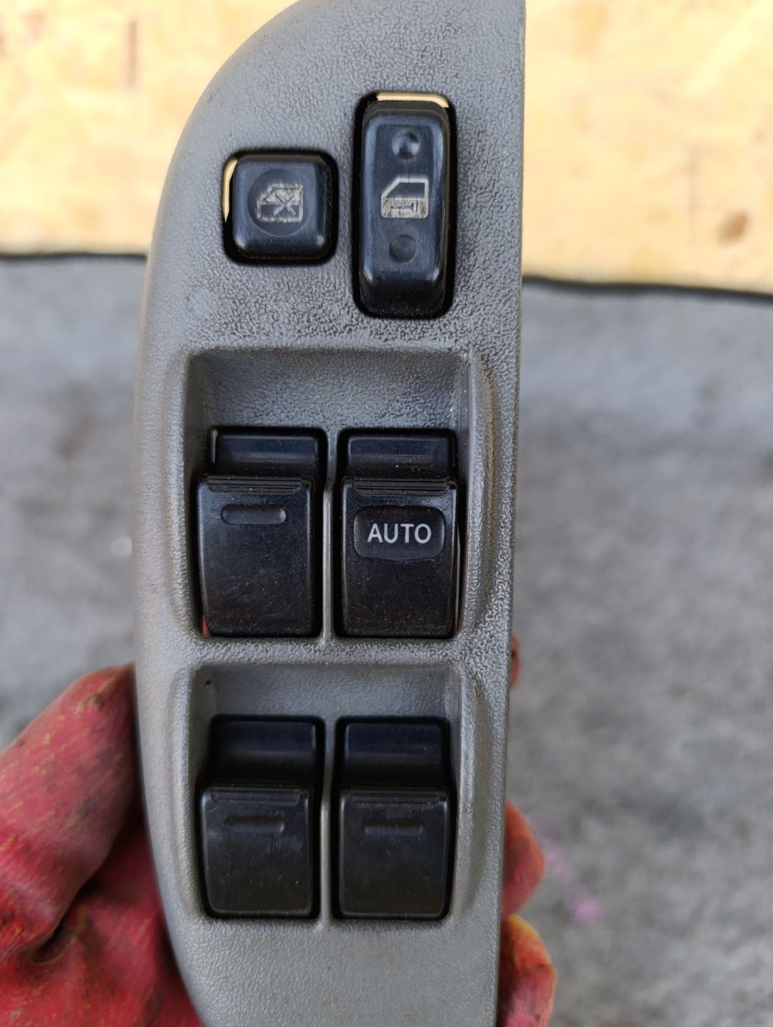 https://ycs.partsauto.market/partsauto-images/thmbs/userImages/d9b05010c61782443e0b3e264cf05921/part/69cb7985-9dc8-4d42-8b43-78b6bcbf1abc_1783432593068.jpg