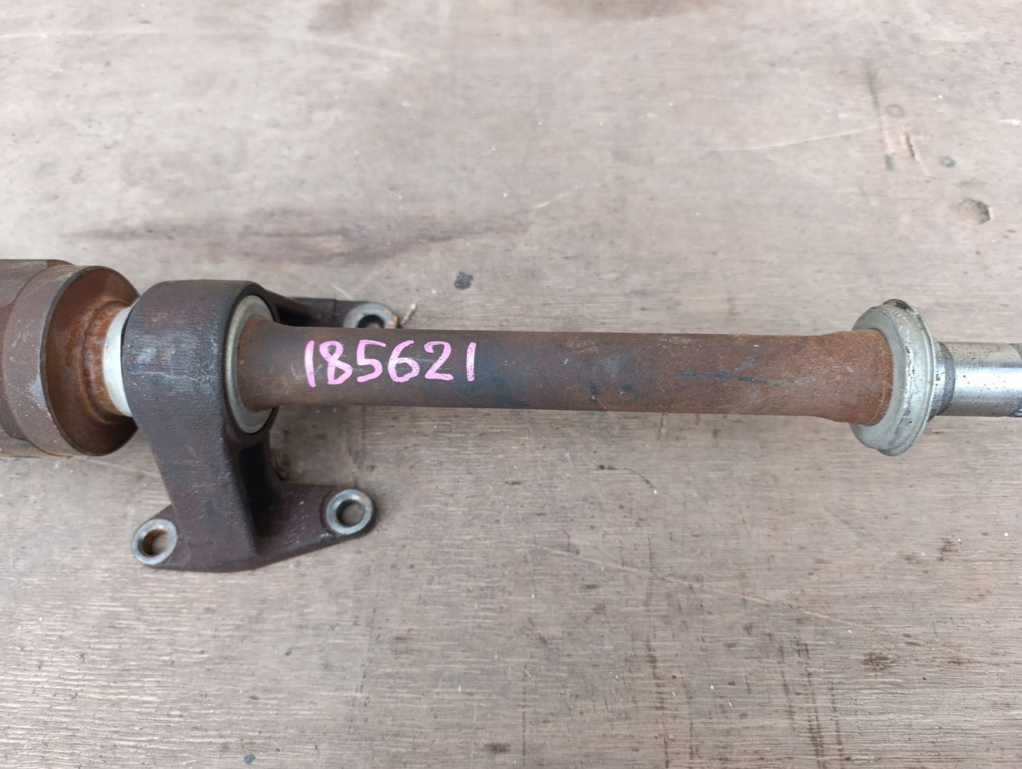 https://ycs.partsauto.market/partsauto-images/thmbs/userImages/d9b05010c61782443e0b3e264cf05921/part/69d7e637-5f4d-4afb-b54b-717ca92f59af_1738850826699.jpg
