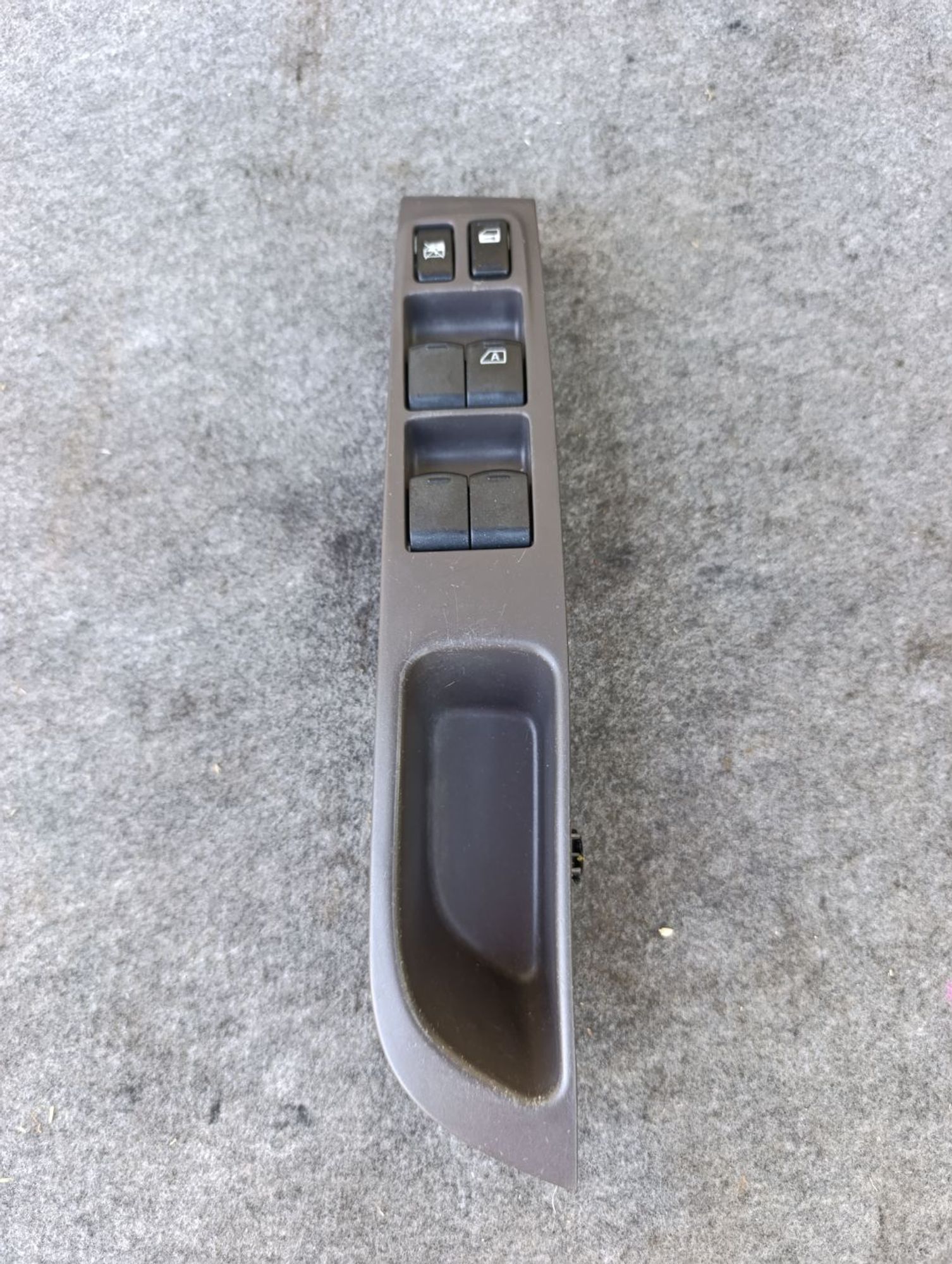 https://ycs.partsauto.market/partsauto-images/thmbs/userImages/d9b05010c61782443e0b3e264cf05921/part/6b9fd8aa-54f5-47ed-92d1-8d7b83fd3fb7_1783337227319.jpg