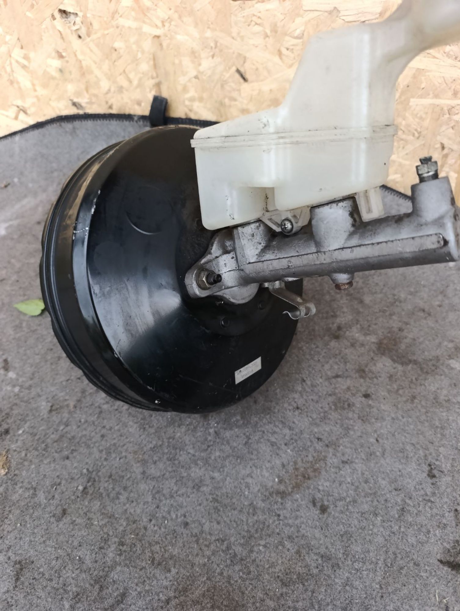 https://ycs.partsauto.market/partsauto-images/thmbs/userImages/d9b05010c61782443e0b3e264cf05921/part/6c433244-4a53-4b49-a72f-db474f0ce683_1783700224478.jpg