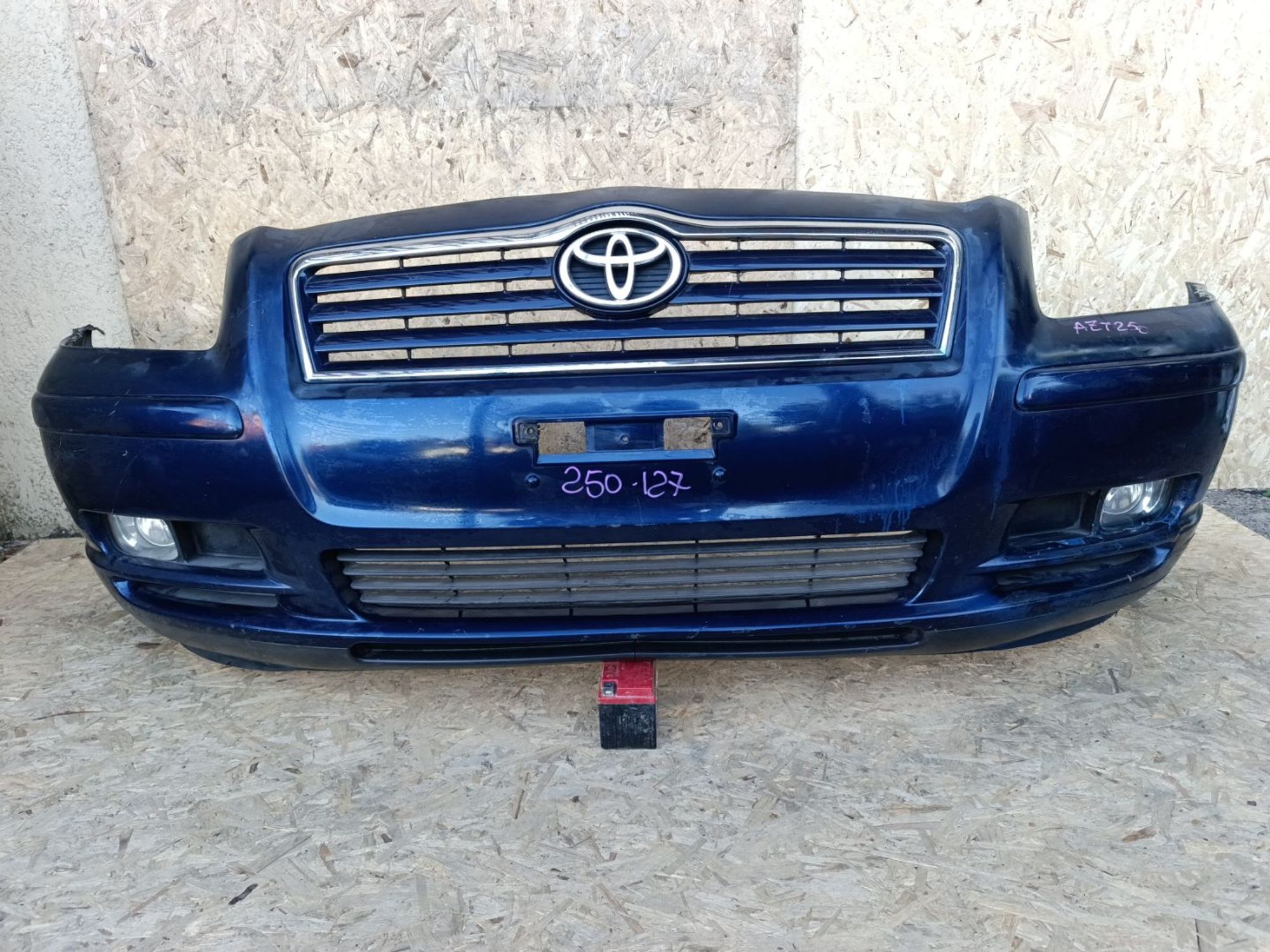 Бампер передний Toyota Avensis azt250, 9000 рублей, Ленина