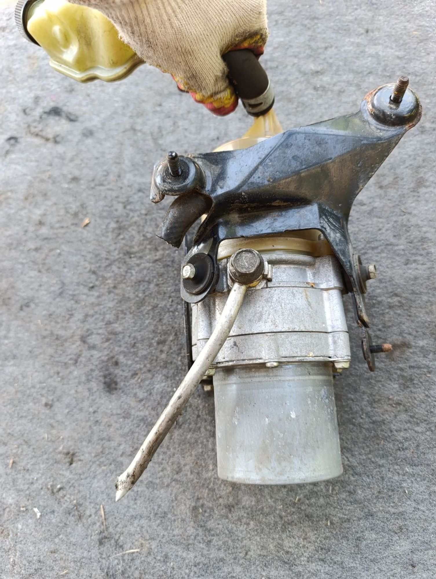 https://ycs.partsauto.market/partsauto-images/thmbs/userImages/d9b05010c61782443e0b3e264cf05921/part/6e9fef4f-3dc5-4007-b021-6d1572d01dd6_1783069656351.jpg