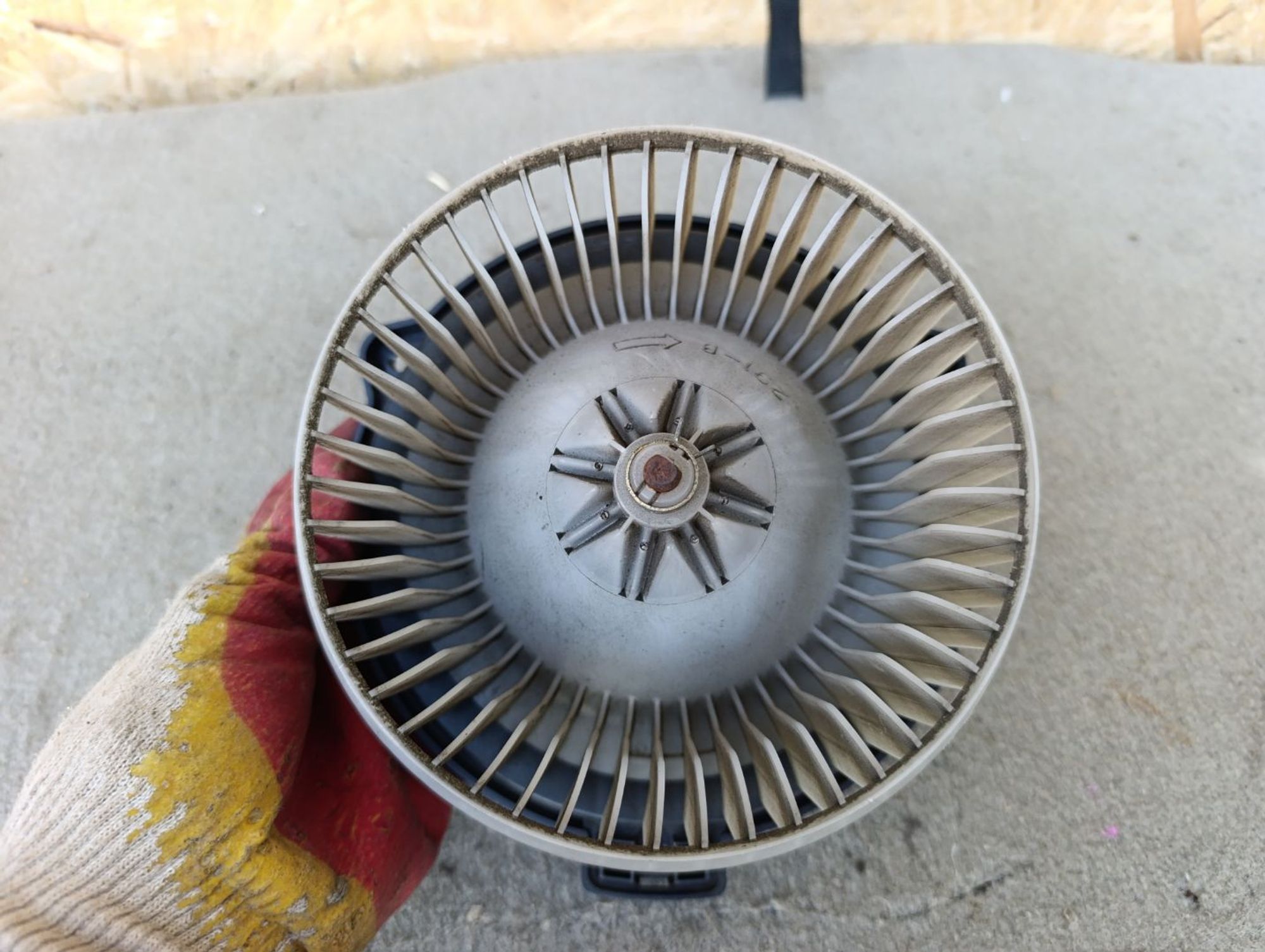 https://ycs.partsauto.market/partsauto-images/thmbs/userImages/d9b05010c61782443e0b3e264cf05921/part/6fd774f7-304b-46c4-8135-a815472cee9a_1785508987115.jpg