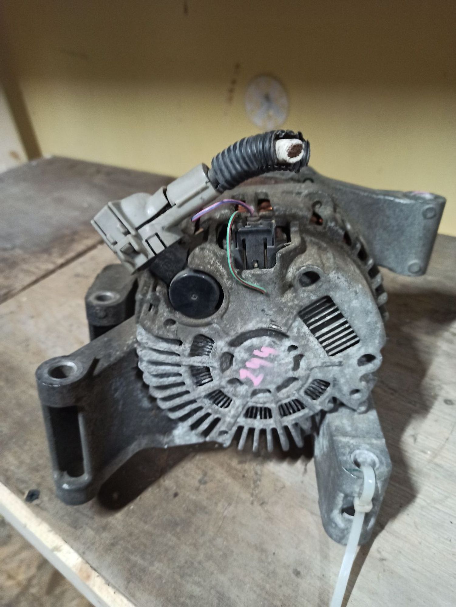 Генератор Mazda 3 BL LFDe, 3900 рублей, Ленина