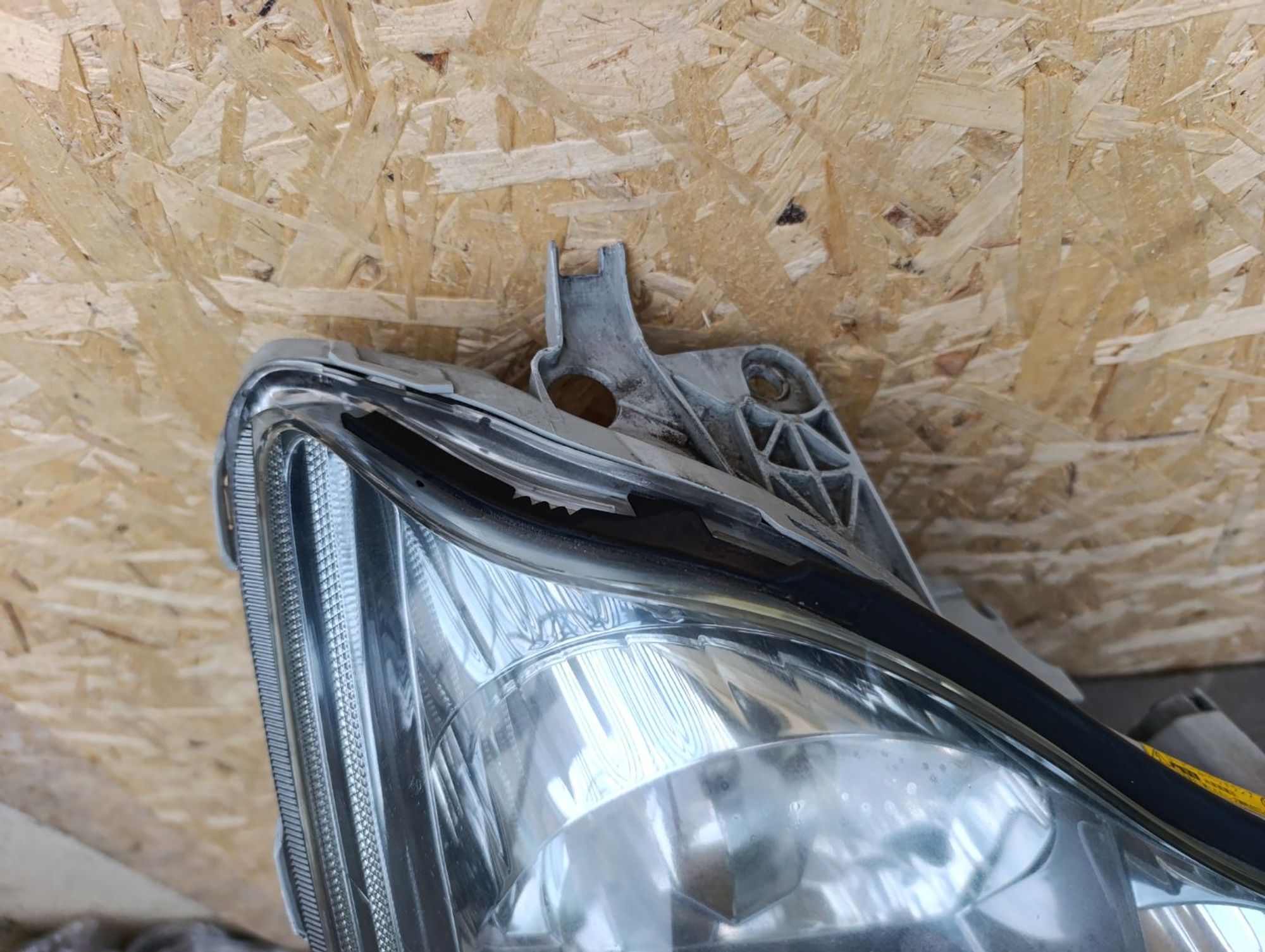 https://ycs.partsauto.market/partsauto-images/thmbs/userImages/d9b05010c61782443e0b3e264cf05921/part/738a83fc-dc08-44ff-873a-363aa912f3fc_1785168050885.jpg