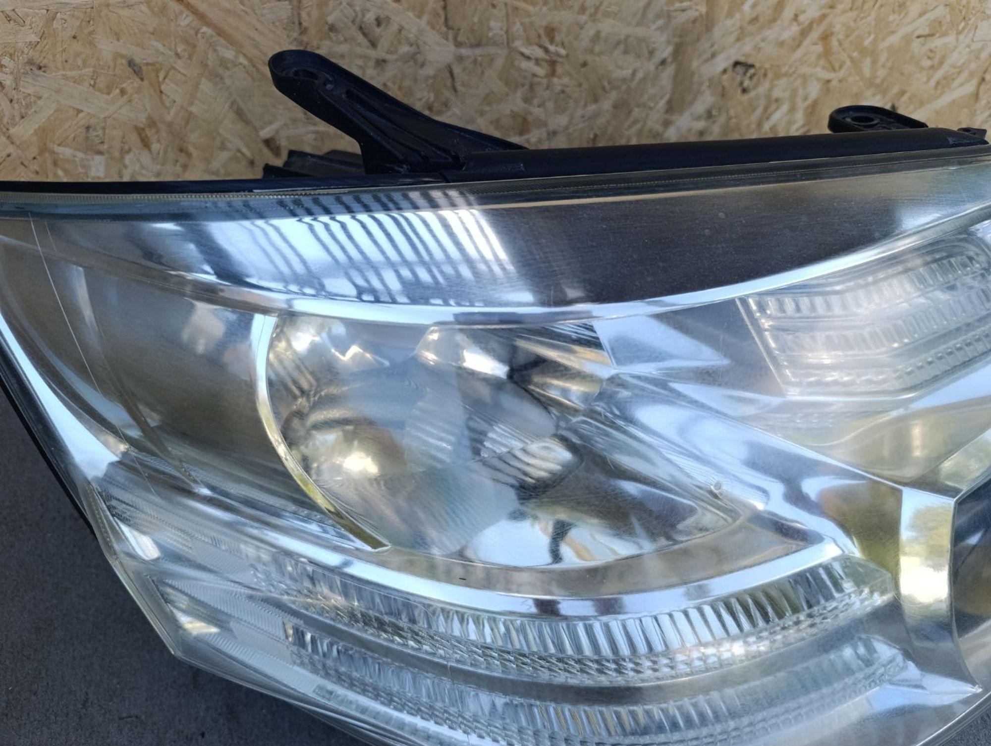 https://ycs.partsauto.market/partsauto-images/thmbs/userImages/d9b05010c61782443e0b3e264cf05921/part/74697c26-a278-4c67-b663-2218eaca594e_1785410020630.jpg