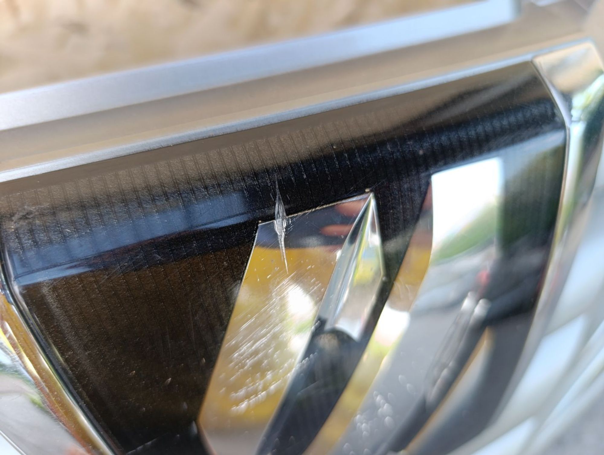 https://ycs.partsauto.market/partsauto-images/thmbs/userImages/d9b05010c61782443e0b3e264cf05921/part/74e3164a-e193-4e6a-88d8-d513ed998361_1783521460380.jpg