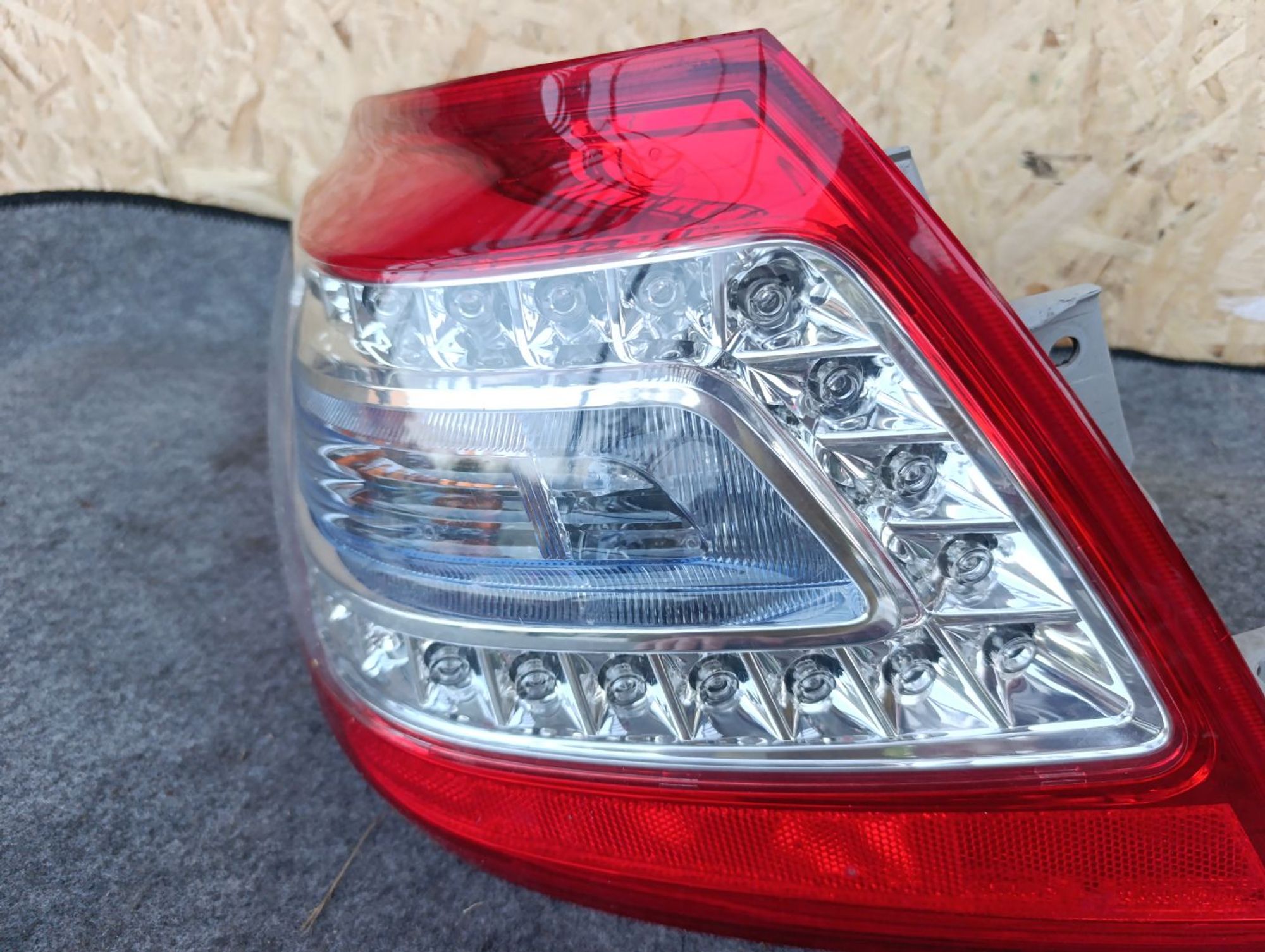 https://ycs.partsauto.market/partsauto-images/thmbs/userImages/d9b05010c61782443e0b3e264cf05921/part/75fe3895-6fa7-4f3d-8fc1-3a0a882bf138_1783441439886.jpg
