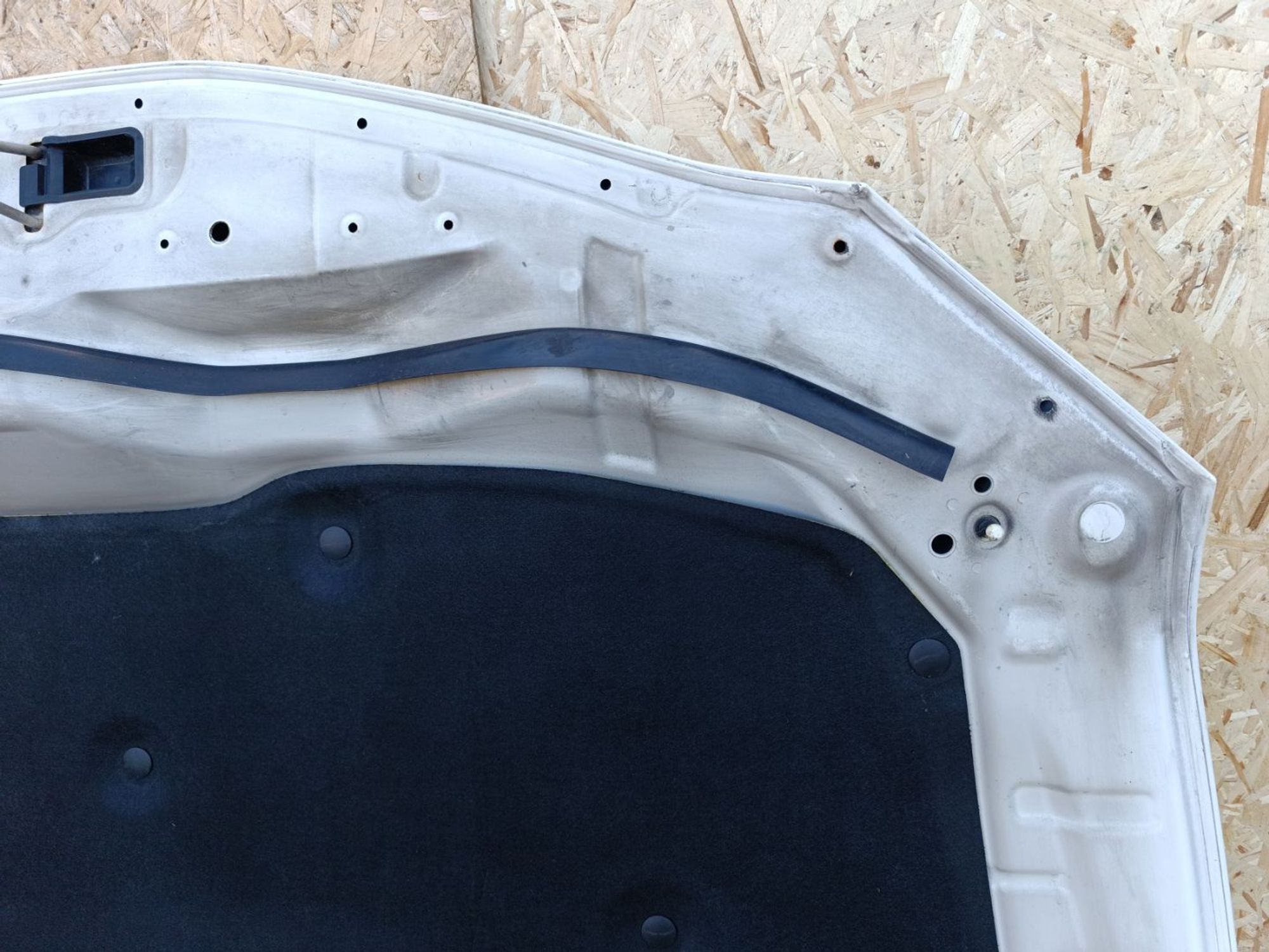 https://ycs.partsauto.market/partsauto-images/thmbs/userImages/d9b05010c61782443e0b3e264cf05921/part/7627adef-c17b-47e4-b8ff-0daa8533a754_1781704014074.jpg