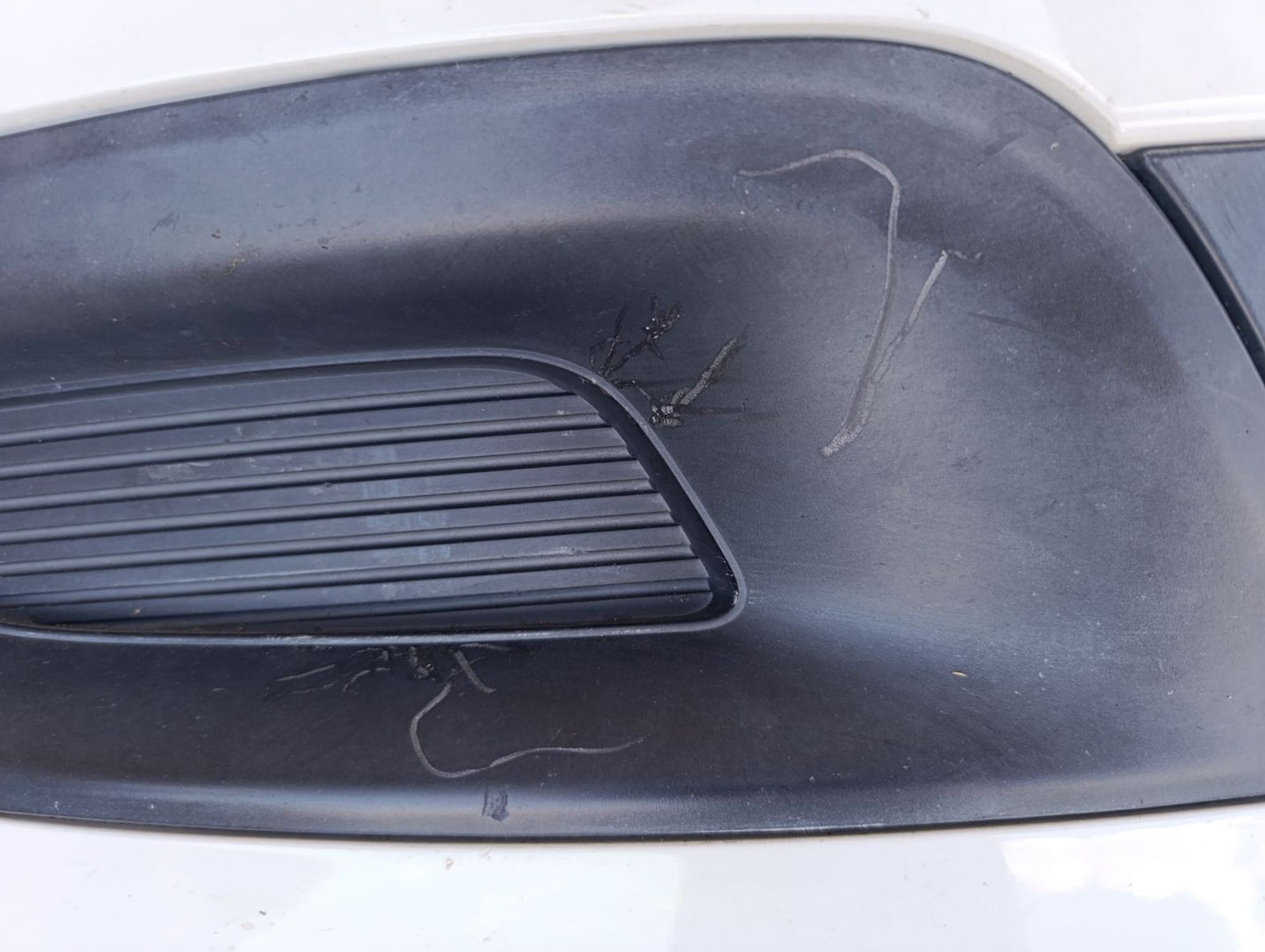 https://ycs.partsauto.market/partsauto-images/thmbs/userImages/d9b05010c61782443e0b3e264cf05921/part/76788afe-7c9f-443f-ab9a-698661691876_1783093034582.jpg