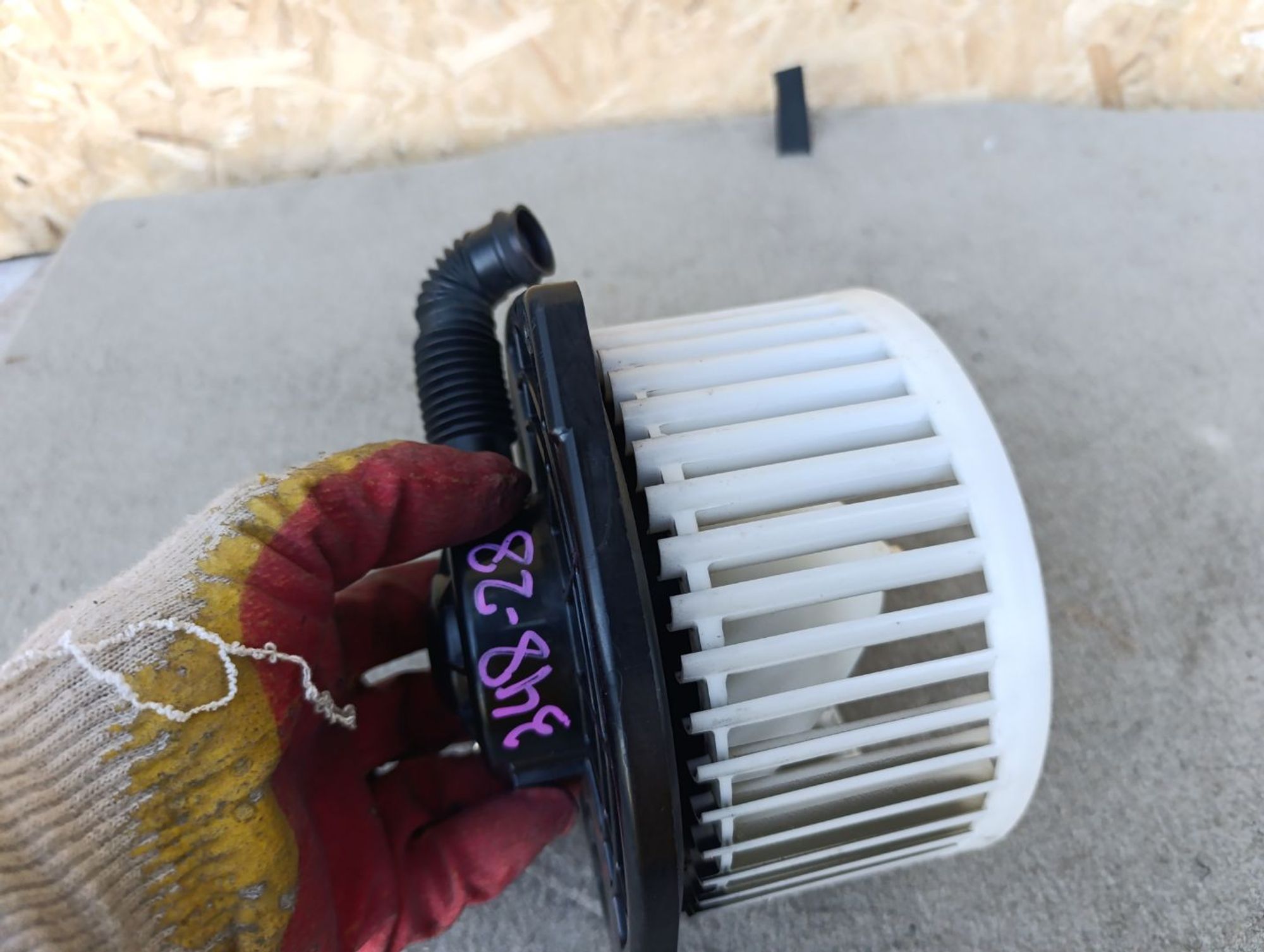 https://ycs.partsauto.market/partsauto-images/thmbs/userImages/d9b05010c61782443e0b3e264cf05921/part/76a96554-5c02-4bce-a28b-6dc73285dc96_1785423725787.jpg