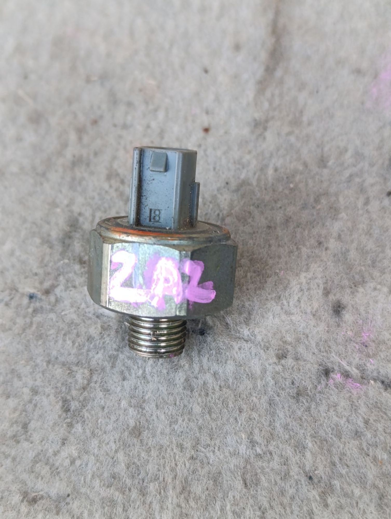 https://ycs.partsauto.market/partsauto-images/thmbs/userImages/d9b05010c61782443e0b3e264cf05921/part/77ae97b9-11af-4ed2-ab97-9b8664263e26_1786982675148.jpg