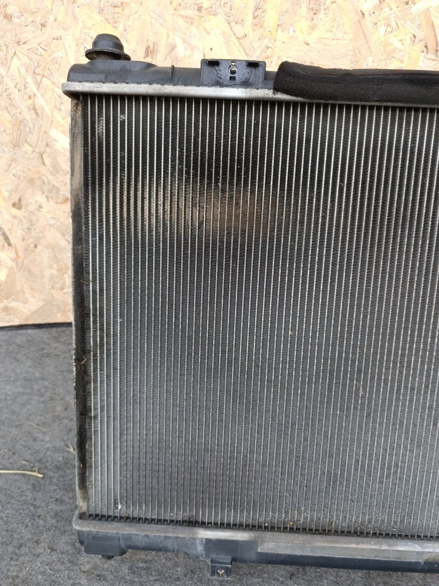 https://ycs.partsauto.market/partsauto-images/thmbs/userImages/d9b05010c61782443e0b3e264cf05921/part/78c85a40-4bd5-4431-b0f1-f929894cbd07_1781097573120.jpg