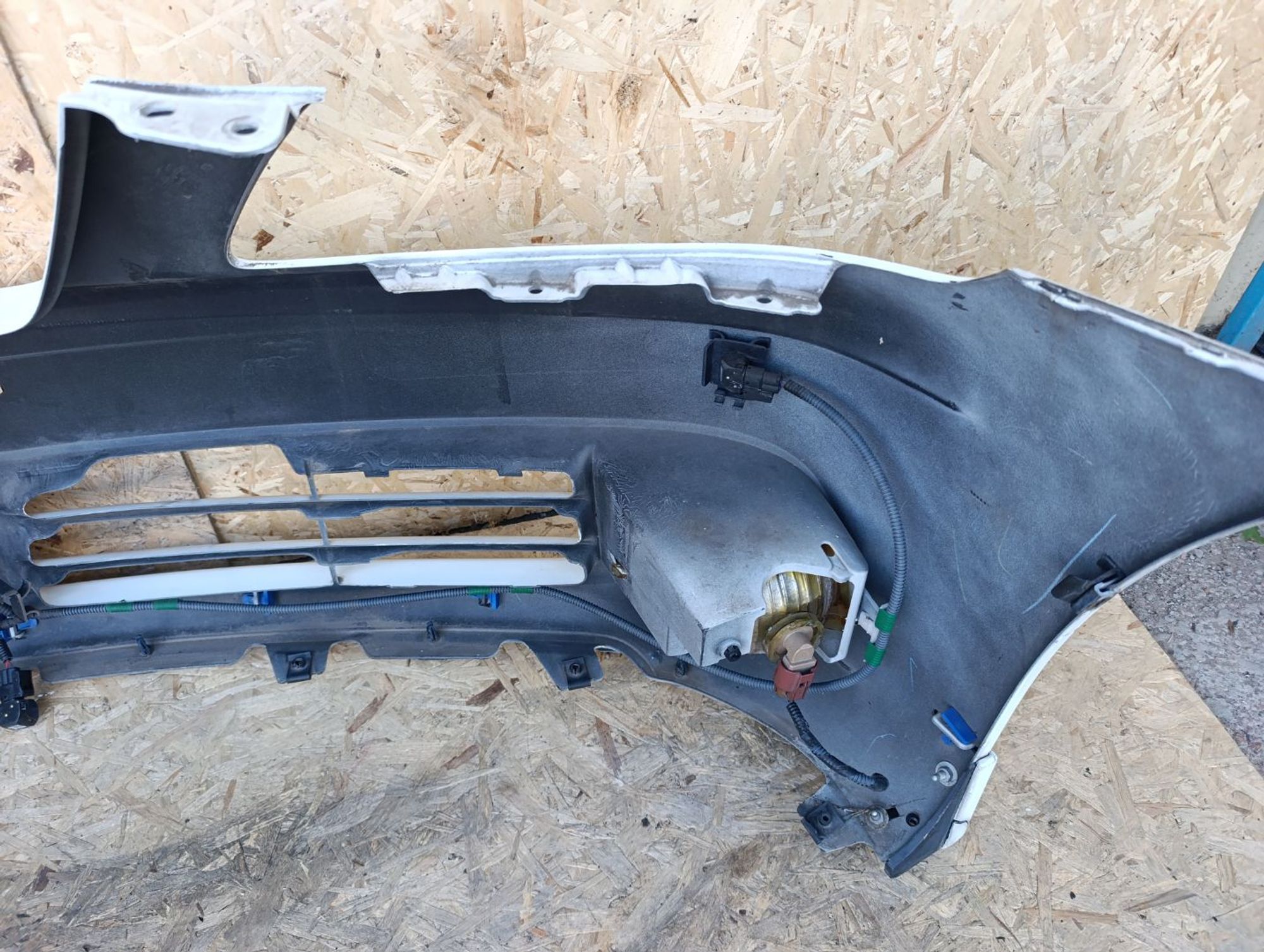 https://ycs.partsauto.market/partsauto-images/thmbs/userImages/d9b05010c61782443e0b3e264cf05921/part/791b8fb5-1afe-40f2-848e-4433eb35ea1c_1783090551953.jpg