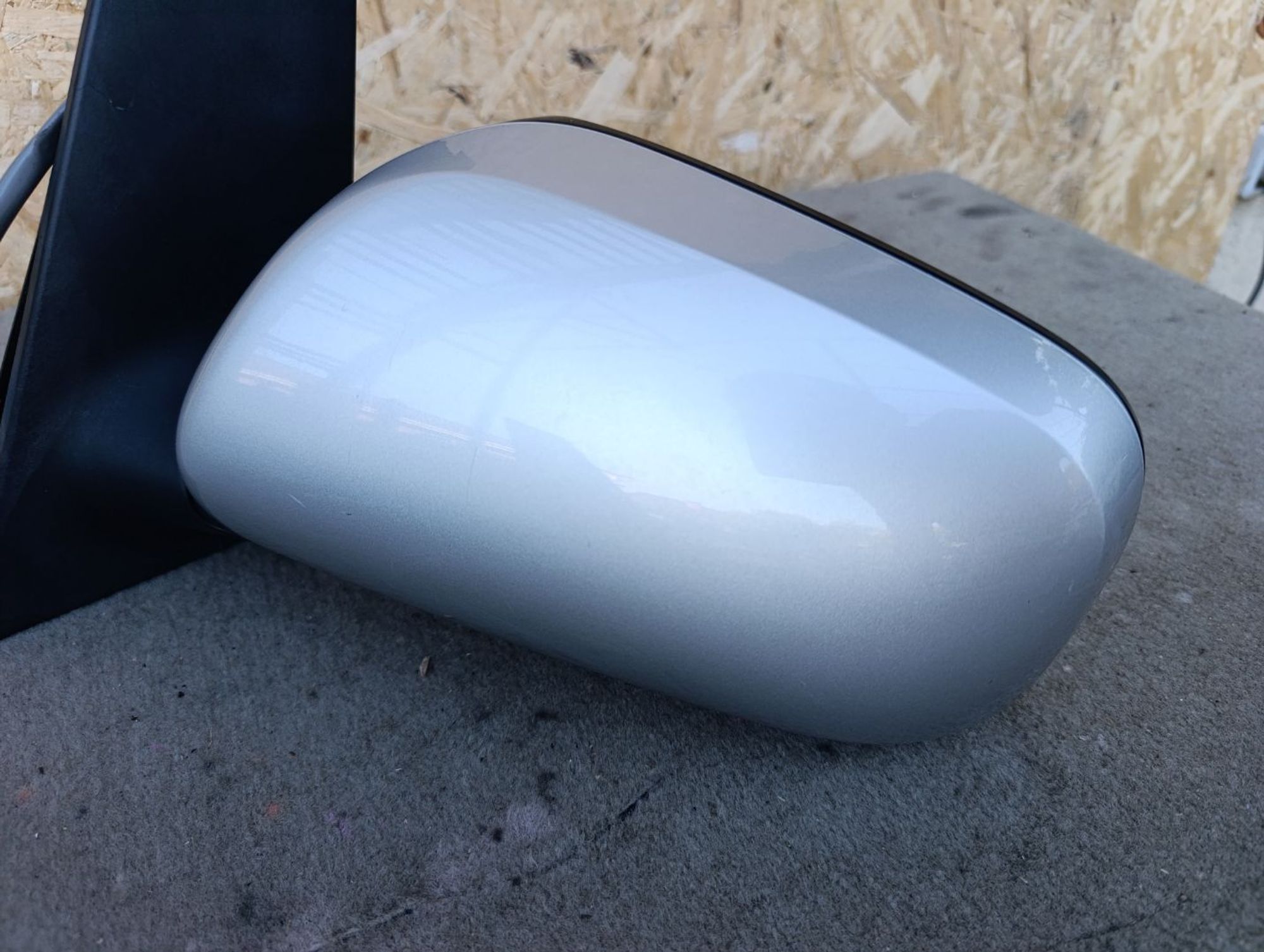 https://ycs.partsauto.market/partsauto-images/thmbs/userImages/d9b05010c61782443e0b3e264cf05921/part/7958e71f-03ef-4c62-bf60-88e178408dd2_1785683720956.jpg