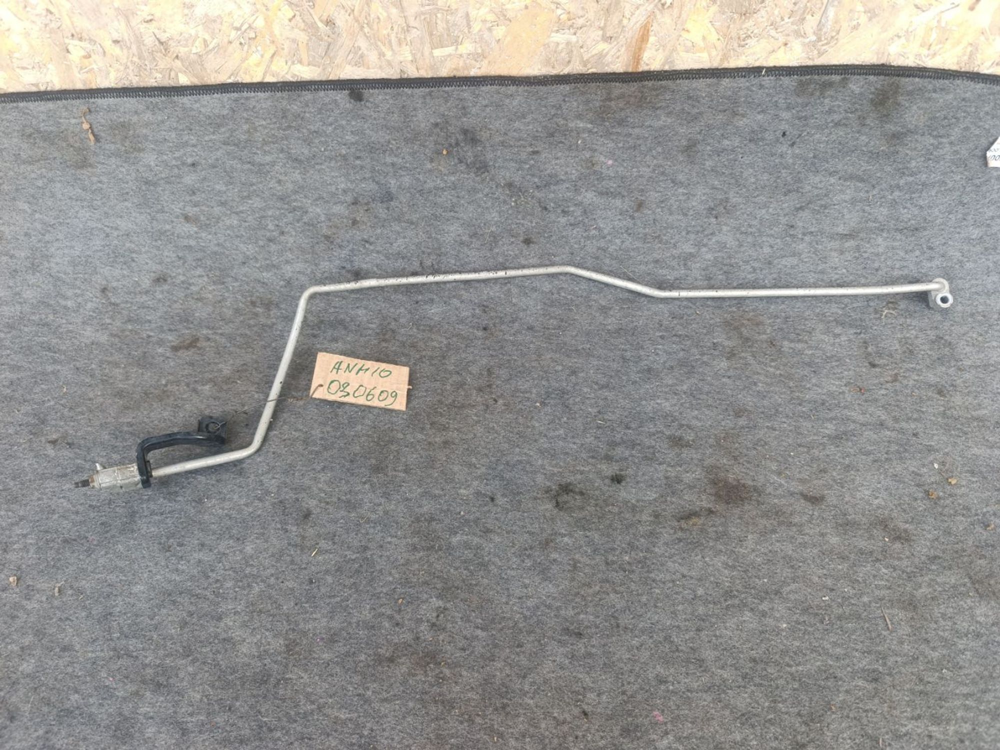 https://ycs.partsauto.market/partsauto-images/thmbs/userImages/d9b05010c61782443e0b3e264cf05921/part/79b1ec2a-ac60-41df-98e6-451f0e04fcb0_1780493993435.jpg