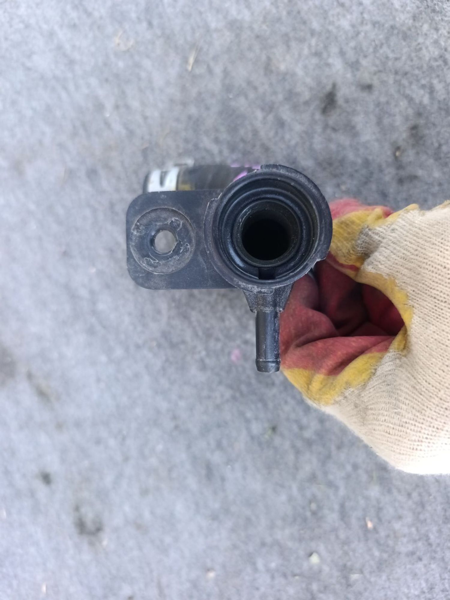 https://ycs.partsauto.market/partsauto-images/thmbs/userImages/d9b05010c61782443e0b3e264cf05921/part/79bda91a-2c38-47e5-ba3c-53ba4439ec14_1780670446100.jpg