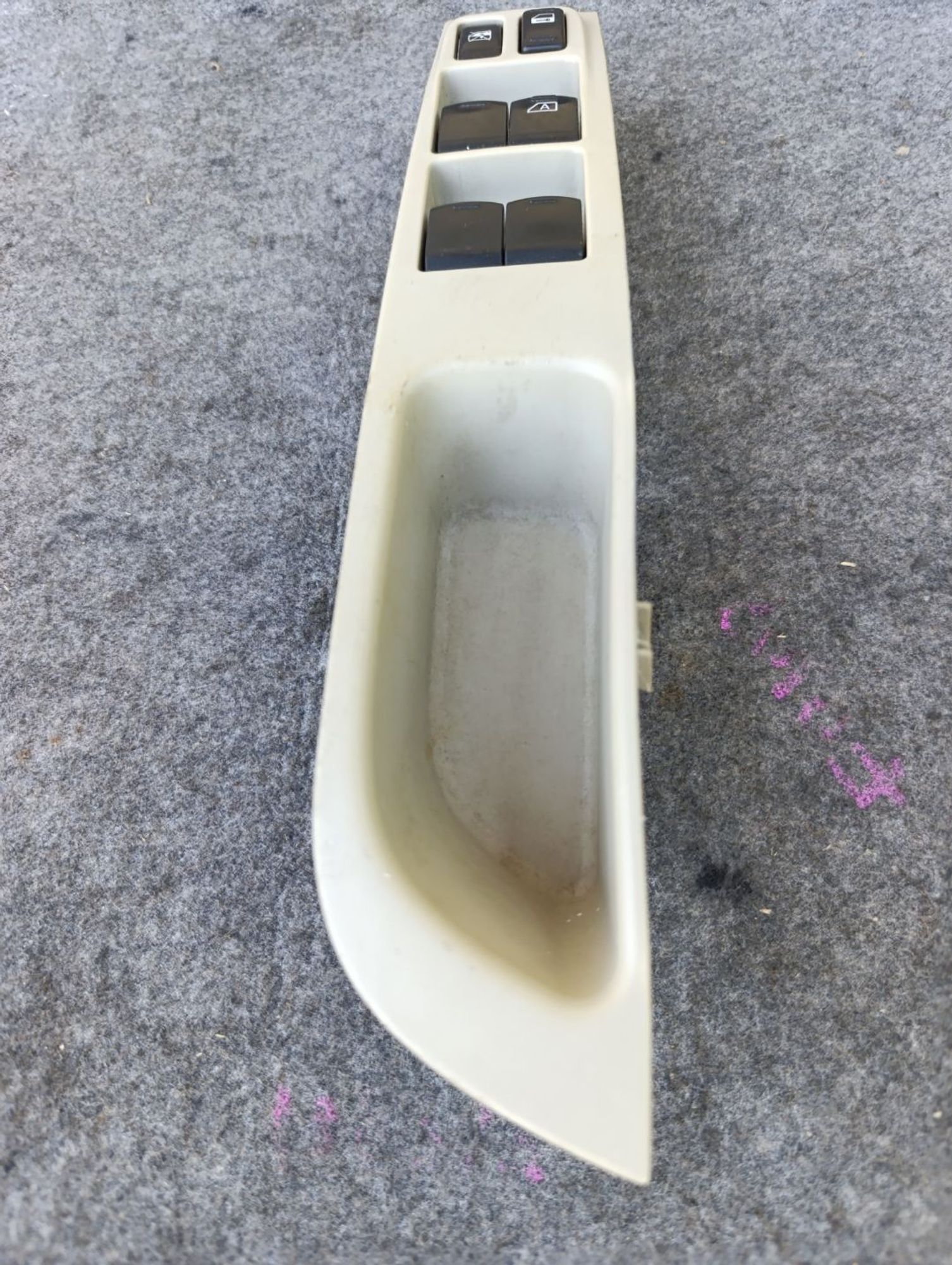 https://ycs.partsauto.market/partsauto-images/thmbs/userImages/d9b05010c61782443e0b3e264cf05921/part/7ad6c73c-bc05-4806-b34c-af2360245f0c_1783337606405.jpg