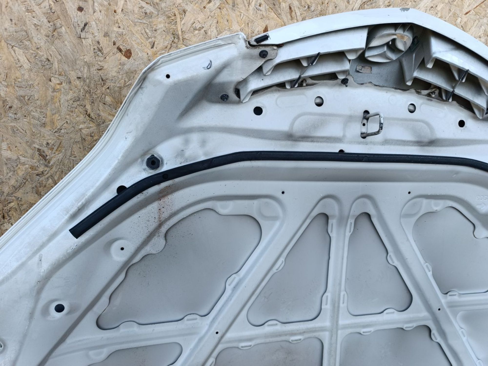 https://ycs.partsauto.market/partsauto-images/thmbs/userImages/d9b05010c61782443e0b3e264cf05921/part/7bf92260-7bb1-492e-98c9-02e6572bddff_1781712552321.jpg