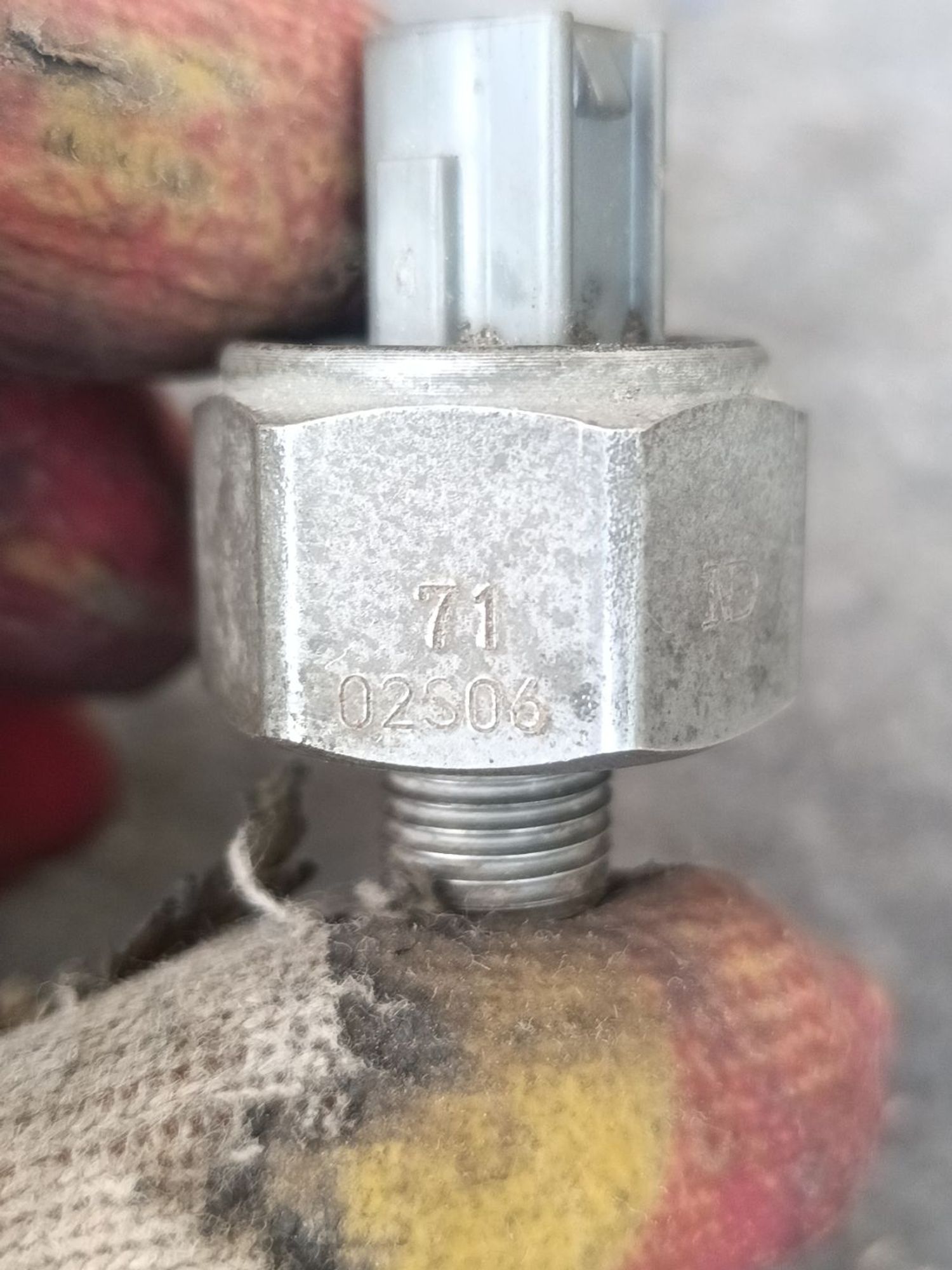 https://ycs.partsauto.market/partsauto-images/thmbs/userImages/d9b05010c61782443e0b3e264cf05921/part/7c248648-c2dc-46a3-831b-9b7e7a10583e_1779283578831.jpg