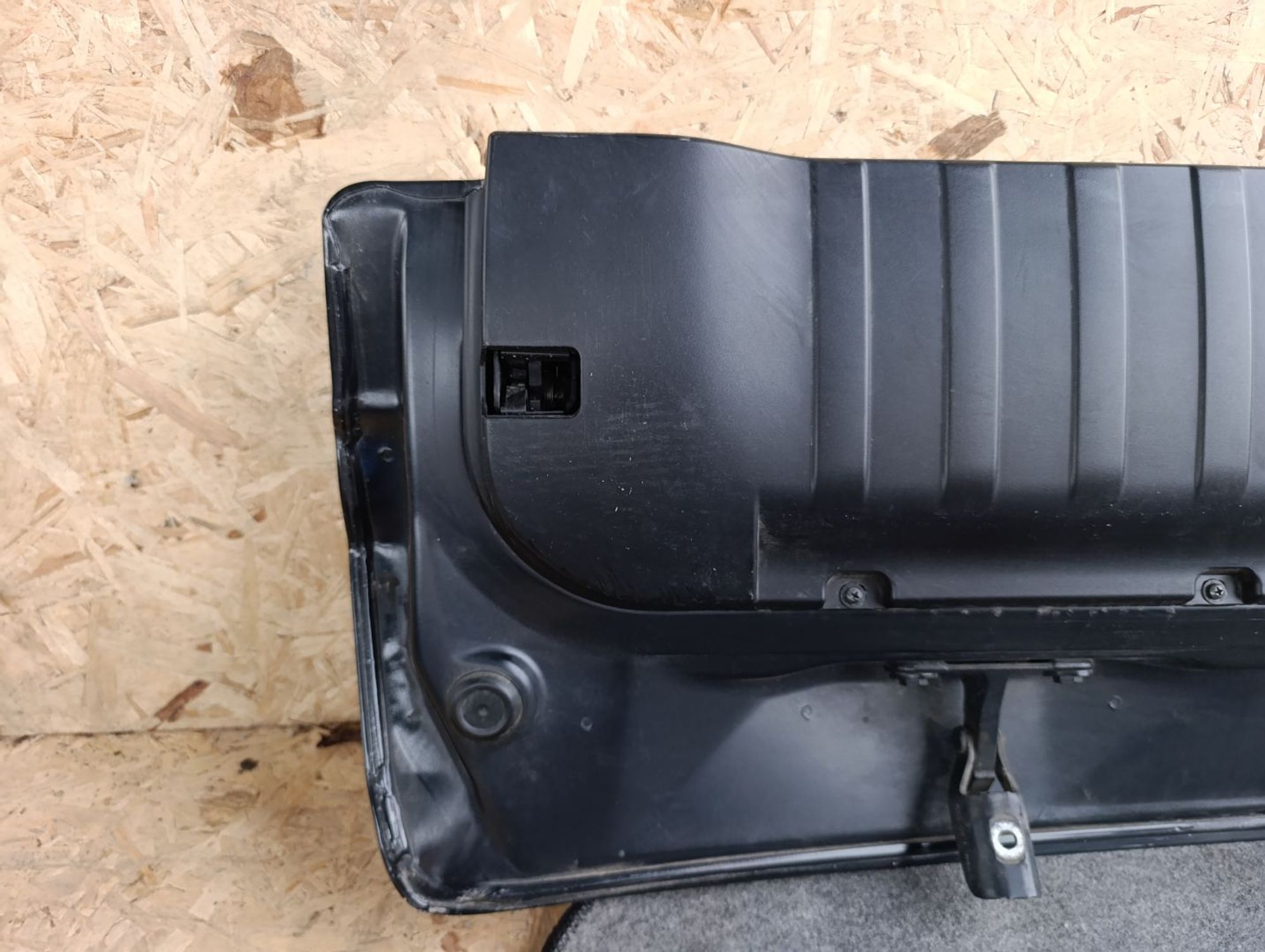 https://ycs.partsauto.market/partsauto-images/thmbs/userImages/d9b05010c61782443e0b3e264cf05921/part/7d6f3369-f1f2-4e89-98b3-cb5b2fbabbd2_1783527776261.jpg