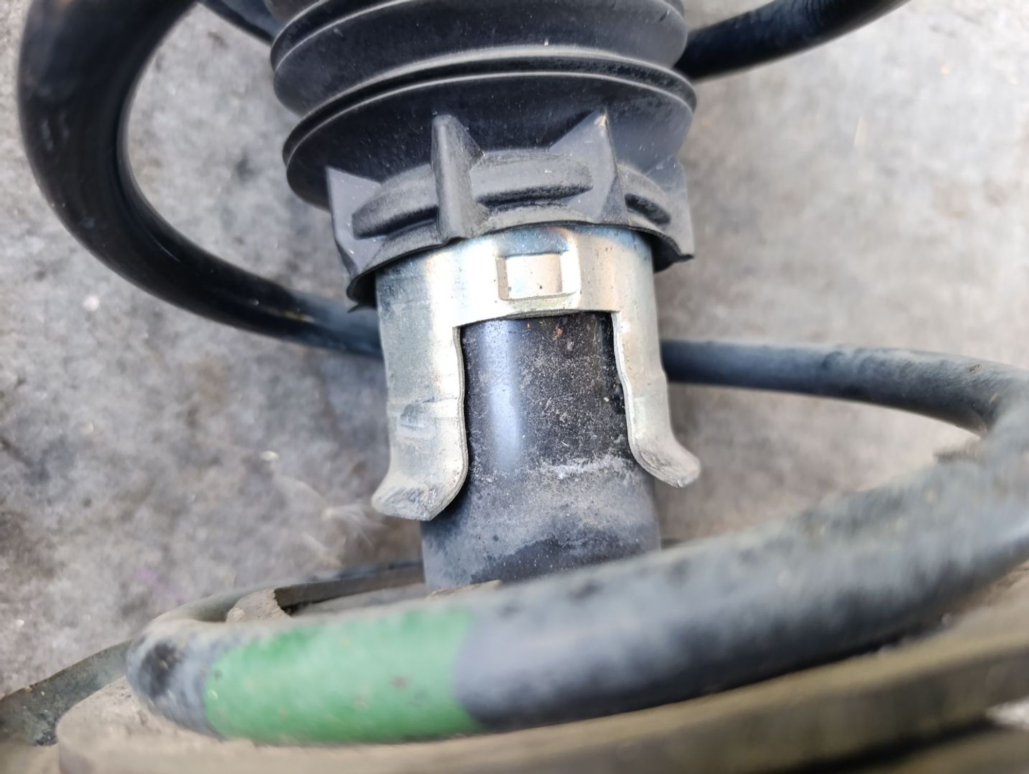 https://ycs.partsauto.market/partsauto-images/thmbs/userImages/d9b05010c61782443e0b3e264cf05921/part/7e777d2a-fbca-4671-bf93-83e98993f721_1784192395311.jpg