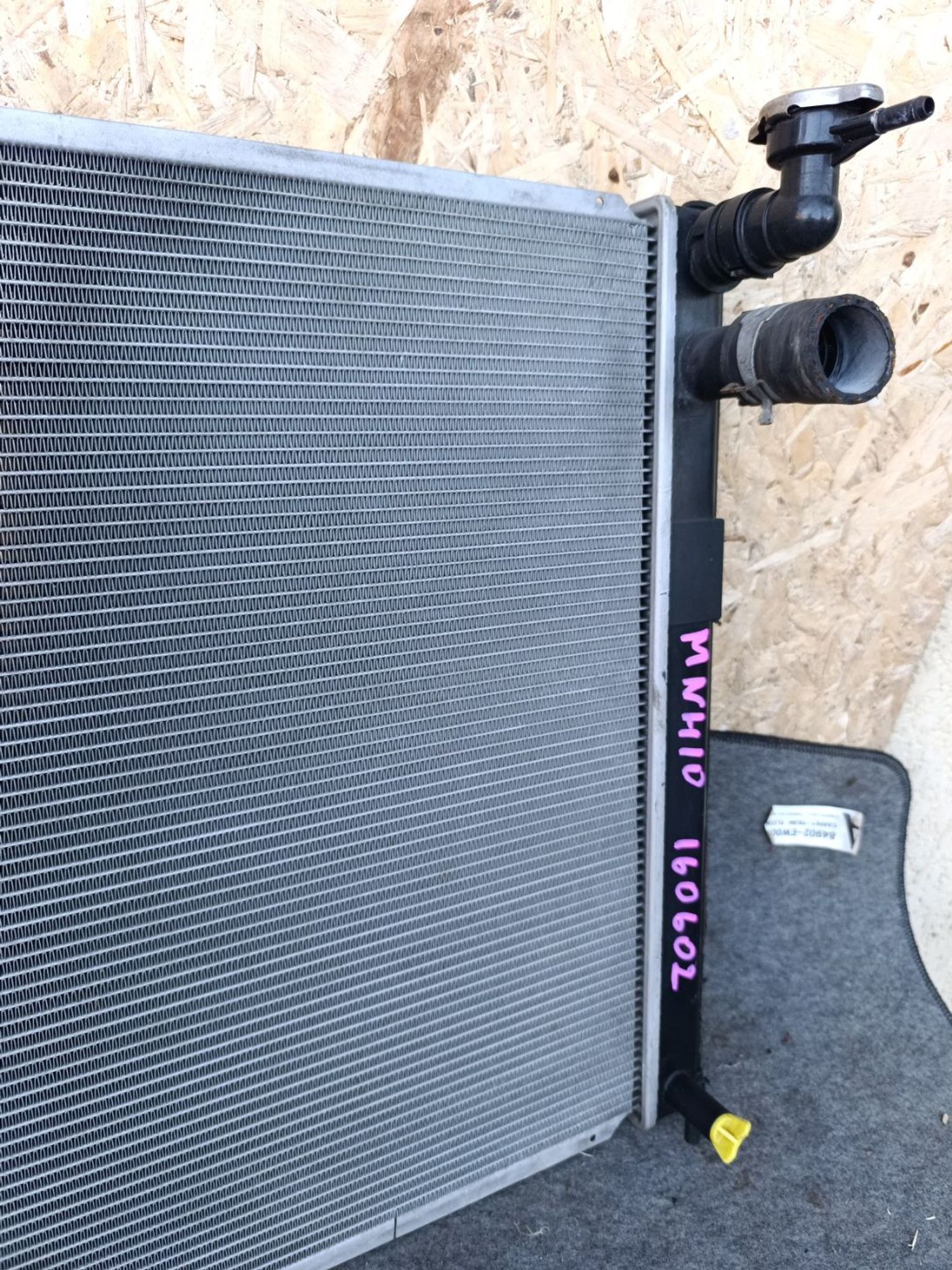 https://ycs.partsauto.market/partsauto-images/thmbs/userImages/d9b05010c61782443e0b3e264cf05921/part/7e820a10-0c9b-47a2-b083-38e4f1c85bc7_1781623514239.jpg