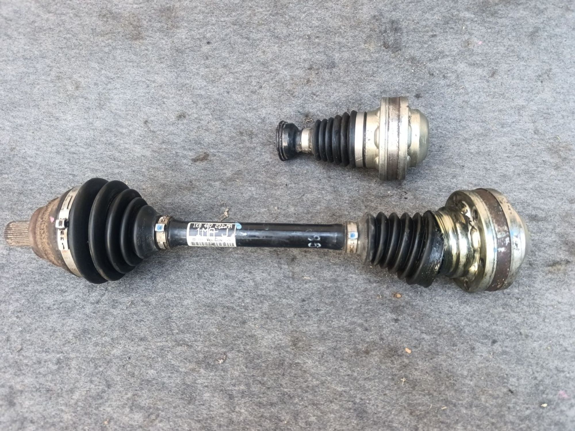 https://ycs.partsauto.market/partsauto-images/thmbs/userImages/d9b05010c61782443e0b3e264cf05921/part/7f3218cd-2af5-4644-b85b-a0015f9d8c48_1779639418025.jpg