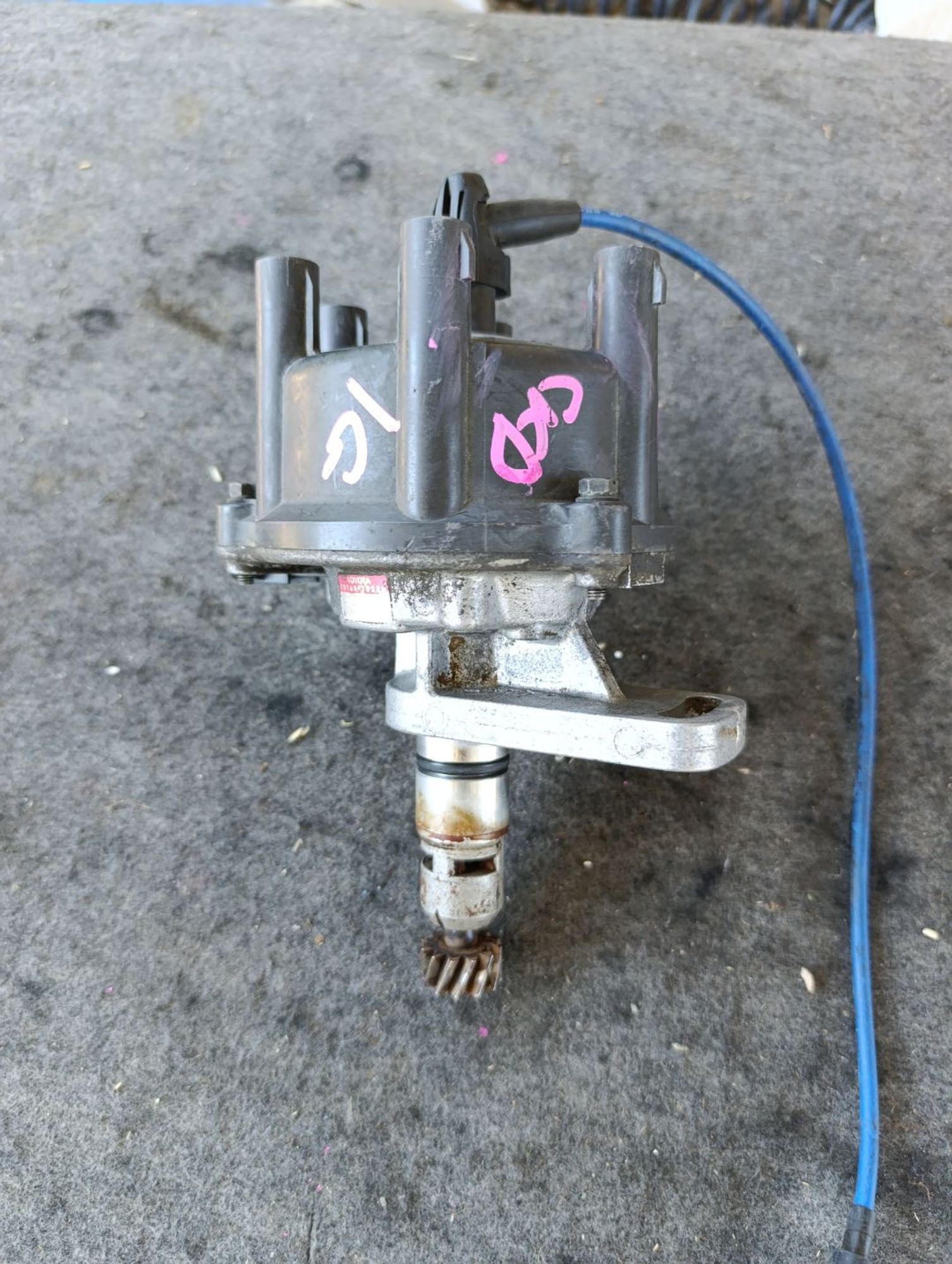 https://ycs.partsauto.market/partsauto-images/thmbs/userImages/d9b05010c61782443e0b3e264cf05921/part/80118d33-7c13-4ecb-866a-96df2c19c2bf_1783590350943.jpg