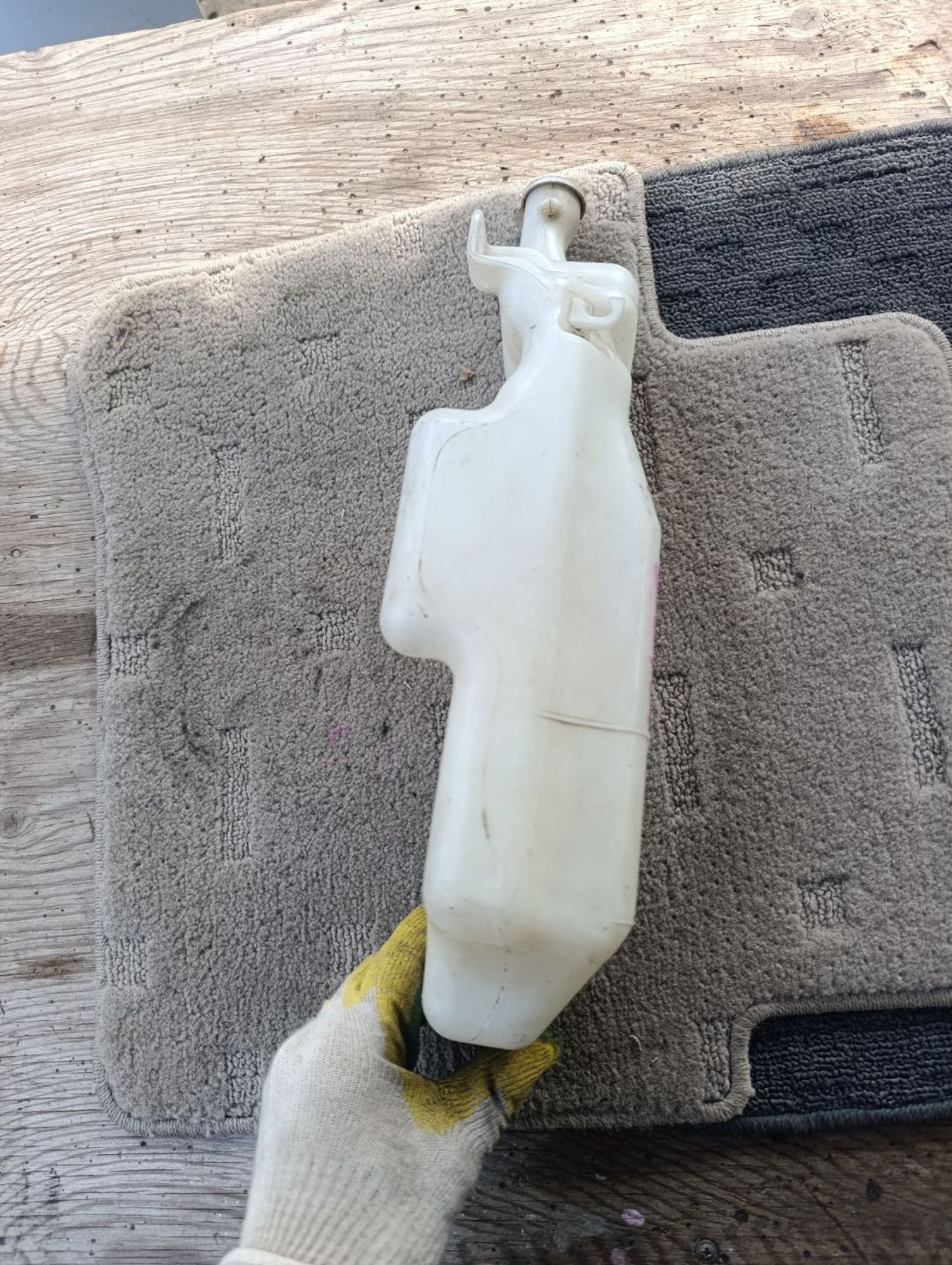 Расширительный бачок Mitsubishi Colt z21a, 250 рублей, Ленина